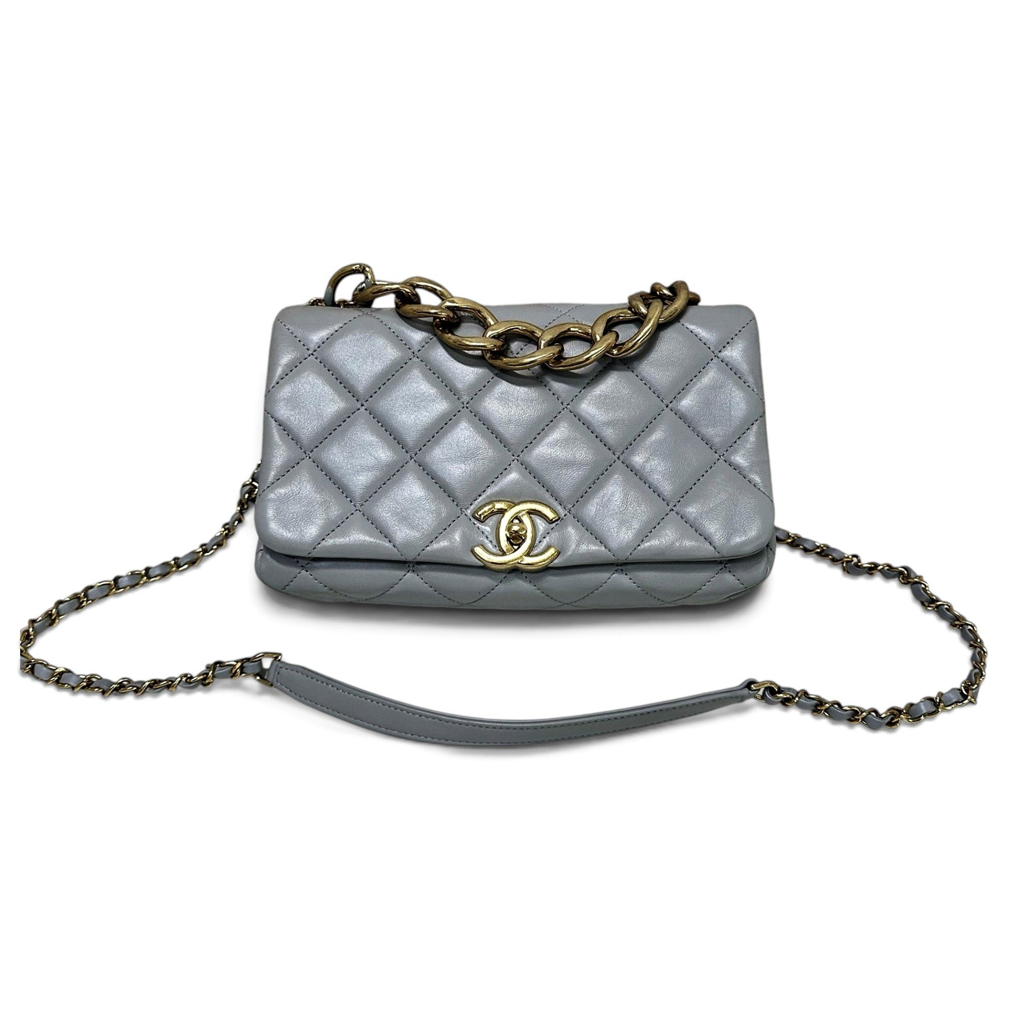 Timeless/Classique leather crossbody bag