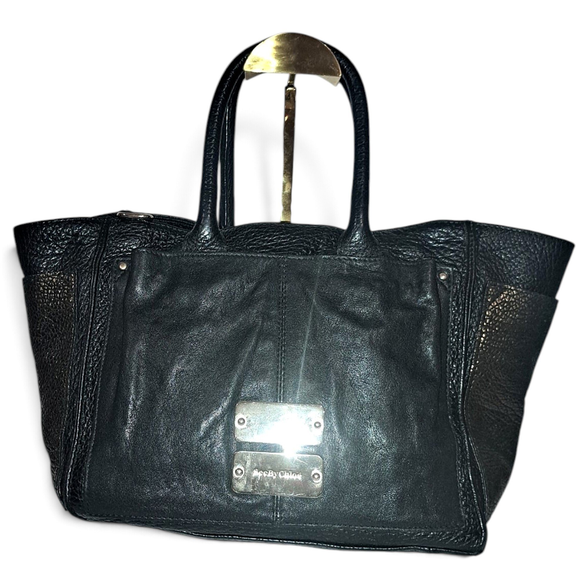 Leather tote