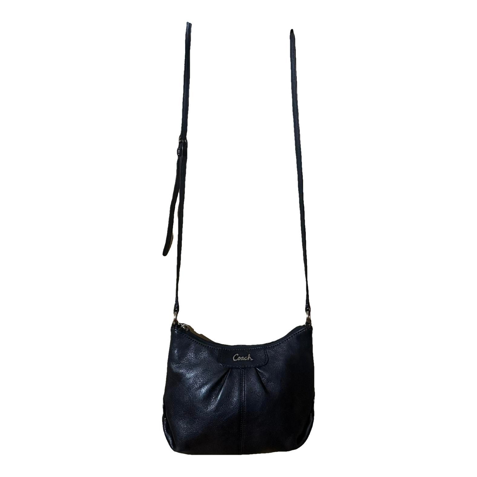 Leather travel bag
