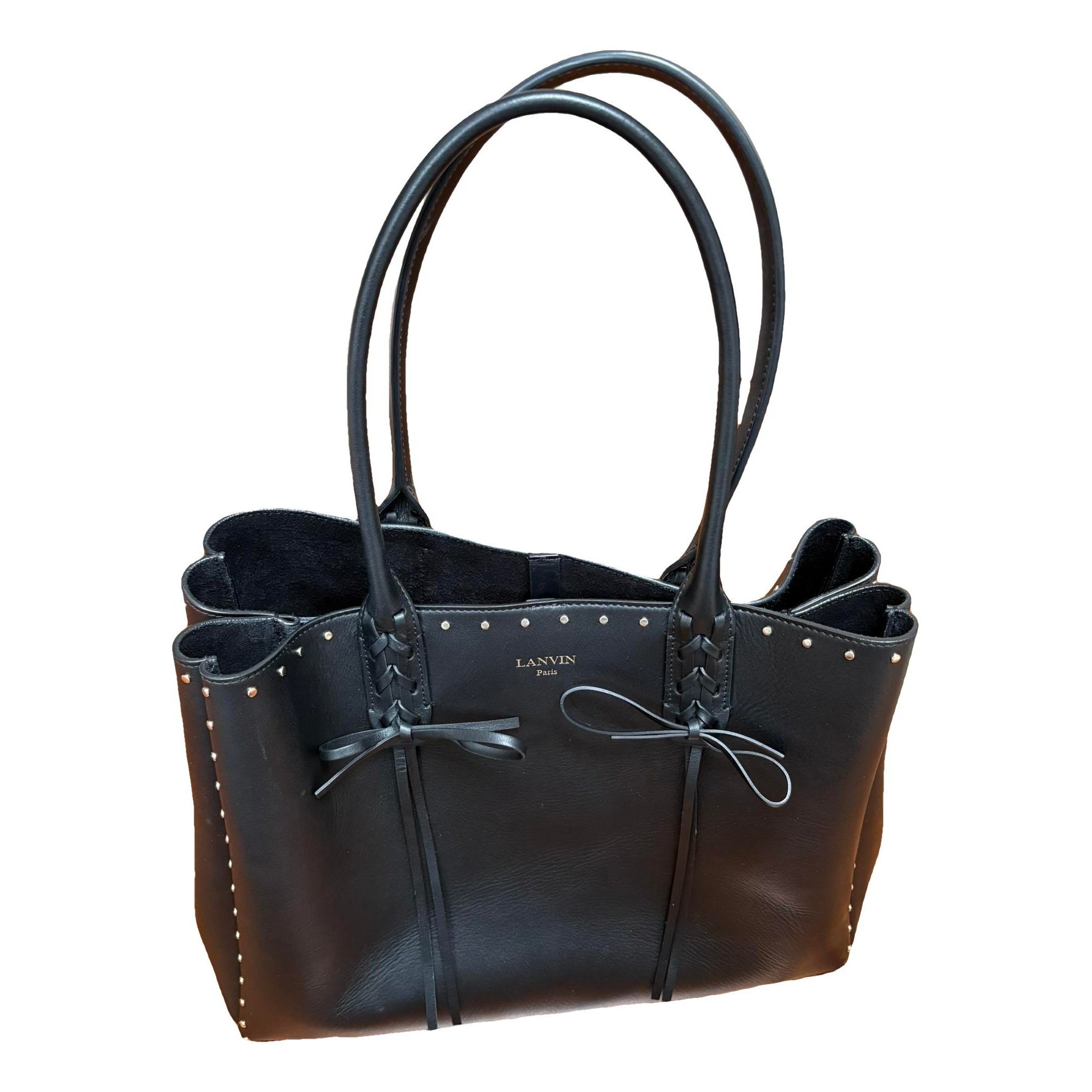 Leather handbag
