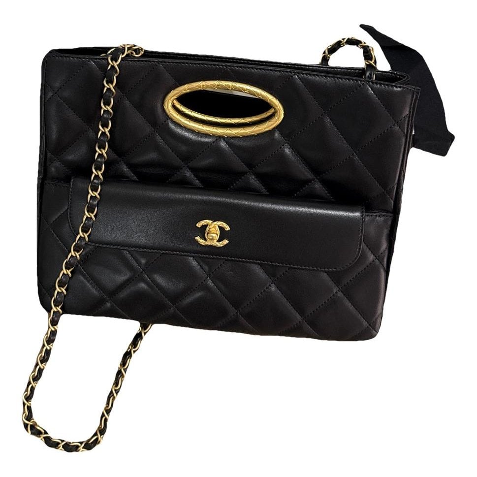 Chanel Leather clutch bag