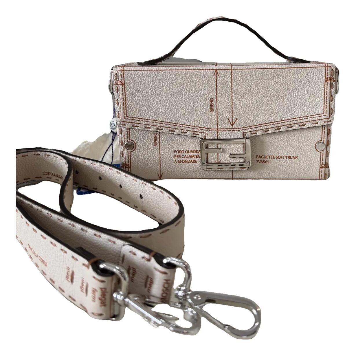 Baguette leather crossbody bag