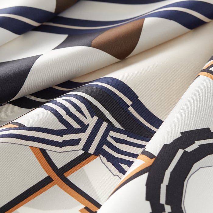 Camails a Carreaux Scarf 90