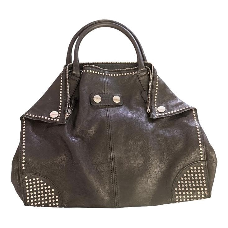 Leather handbag