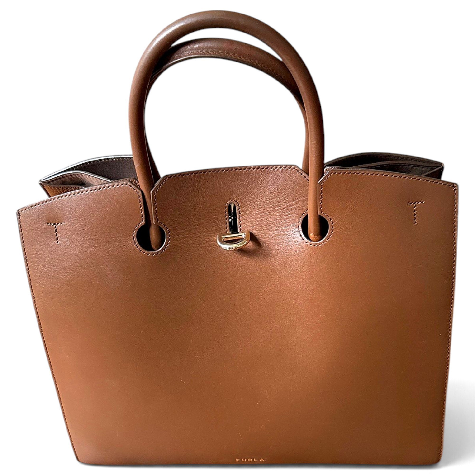Leather tote