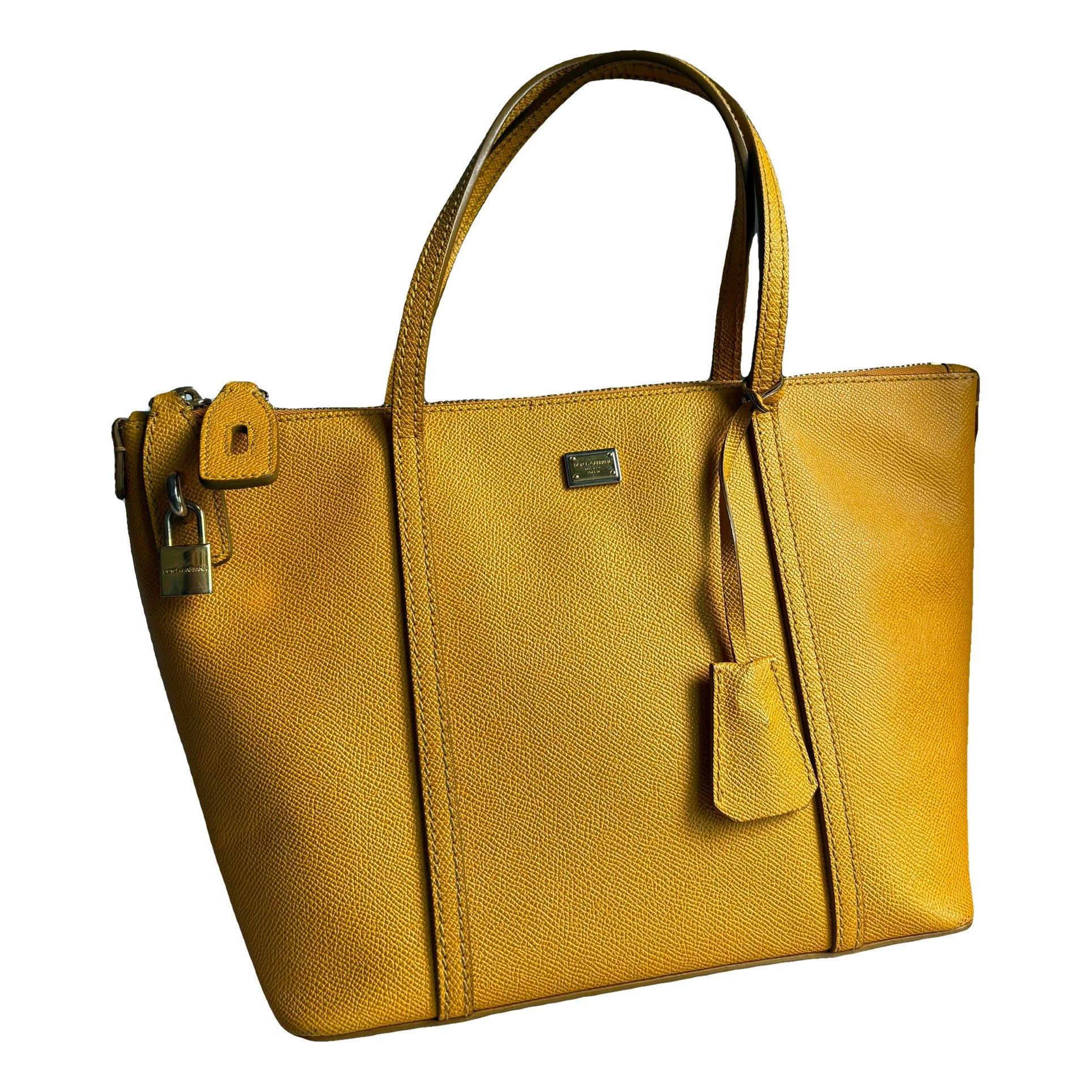 Devotion leather tote
