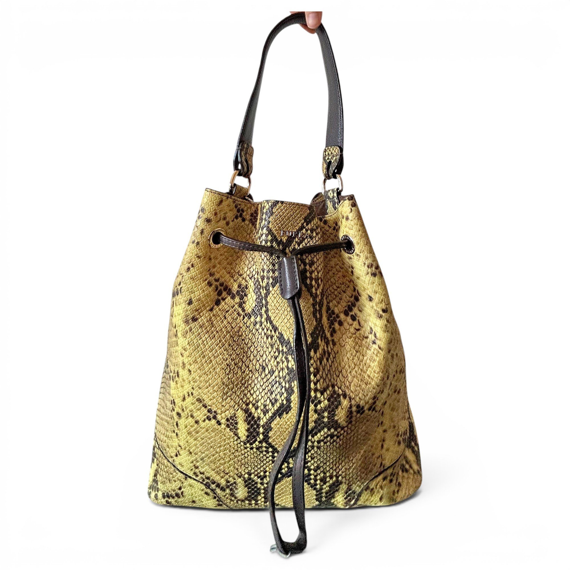 Leather handbag