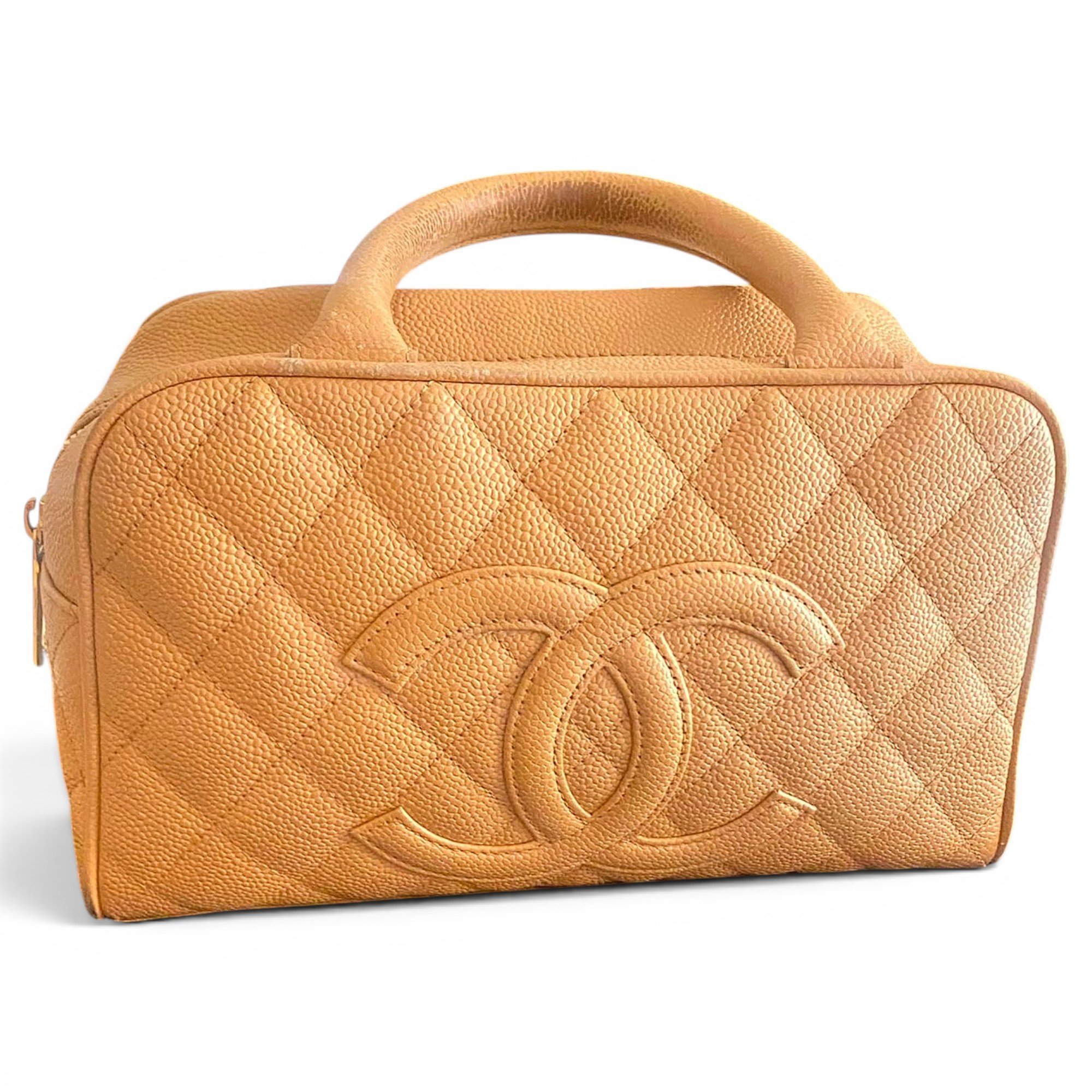 Médaillon leather handbag