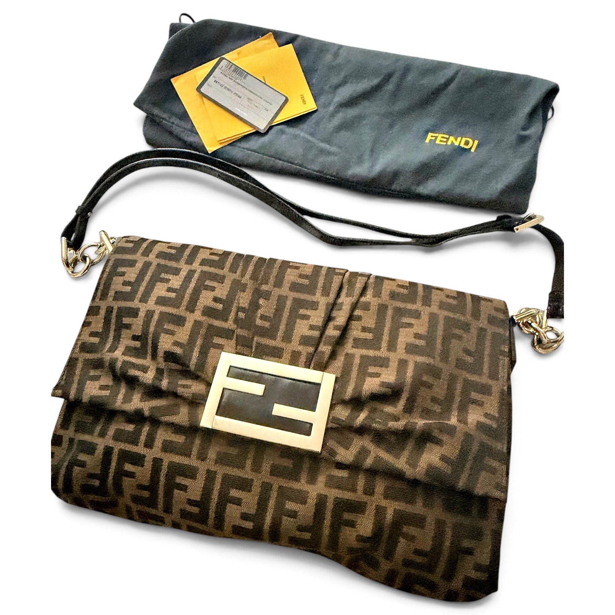 Baguette cloth handbag