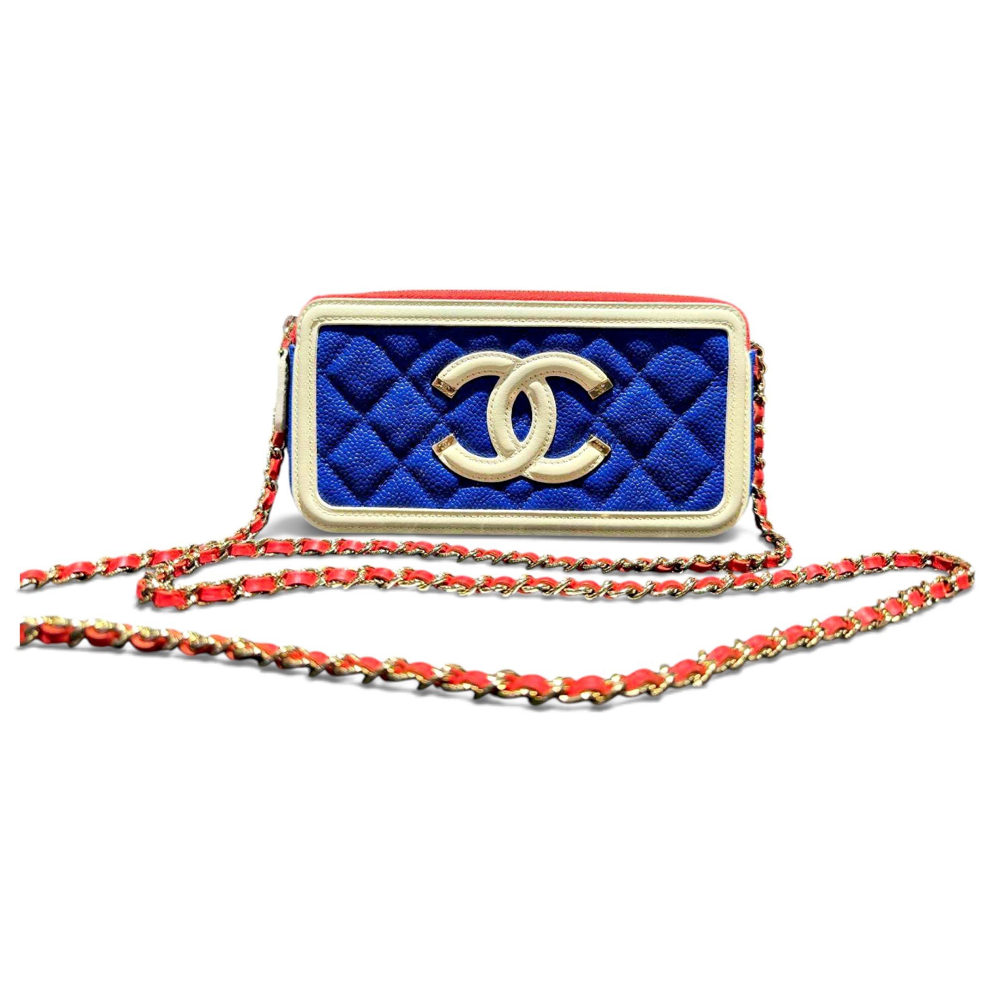Trendy CC Vanity leather crossbody bag