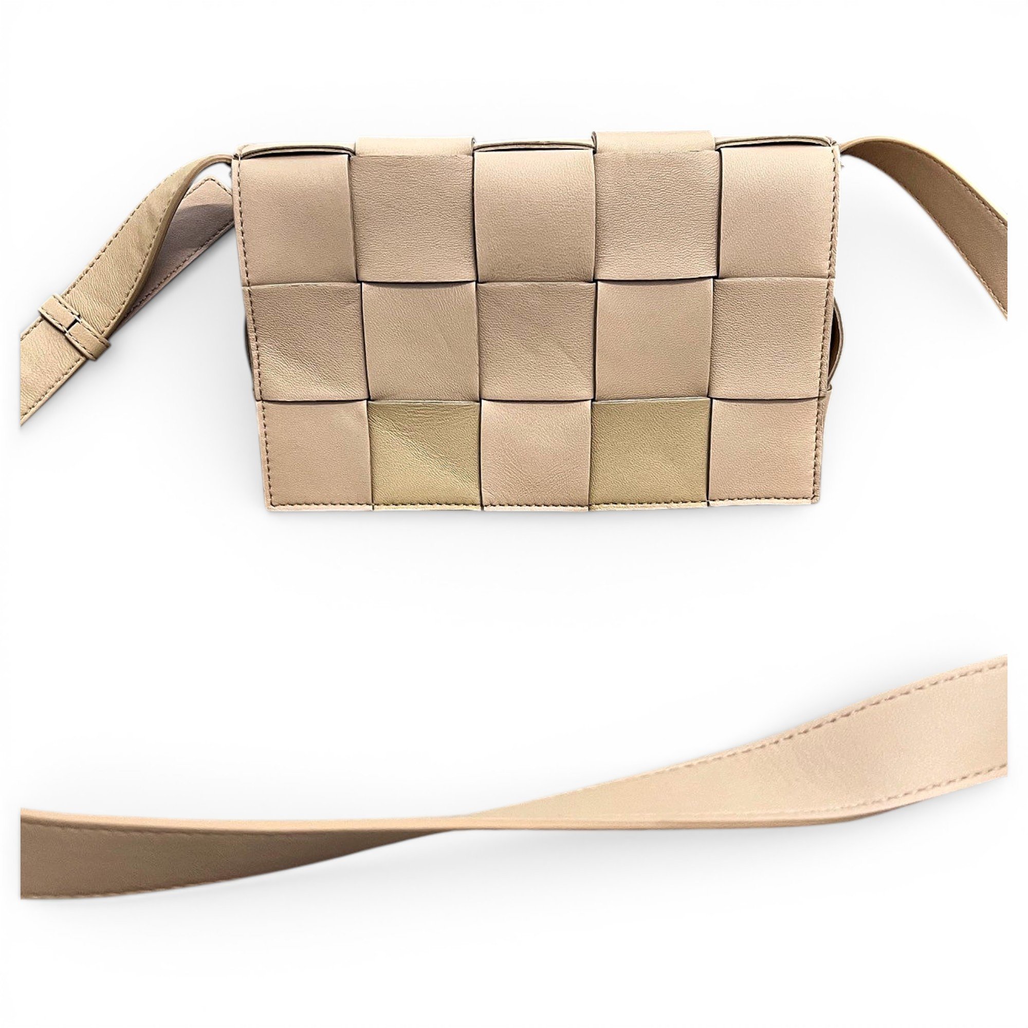Cassette leather handbag