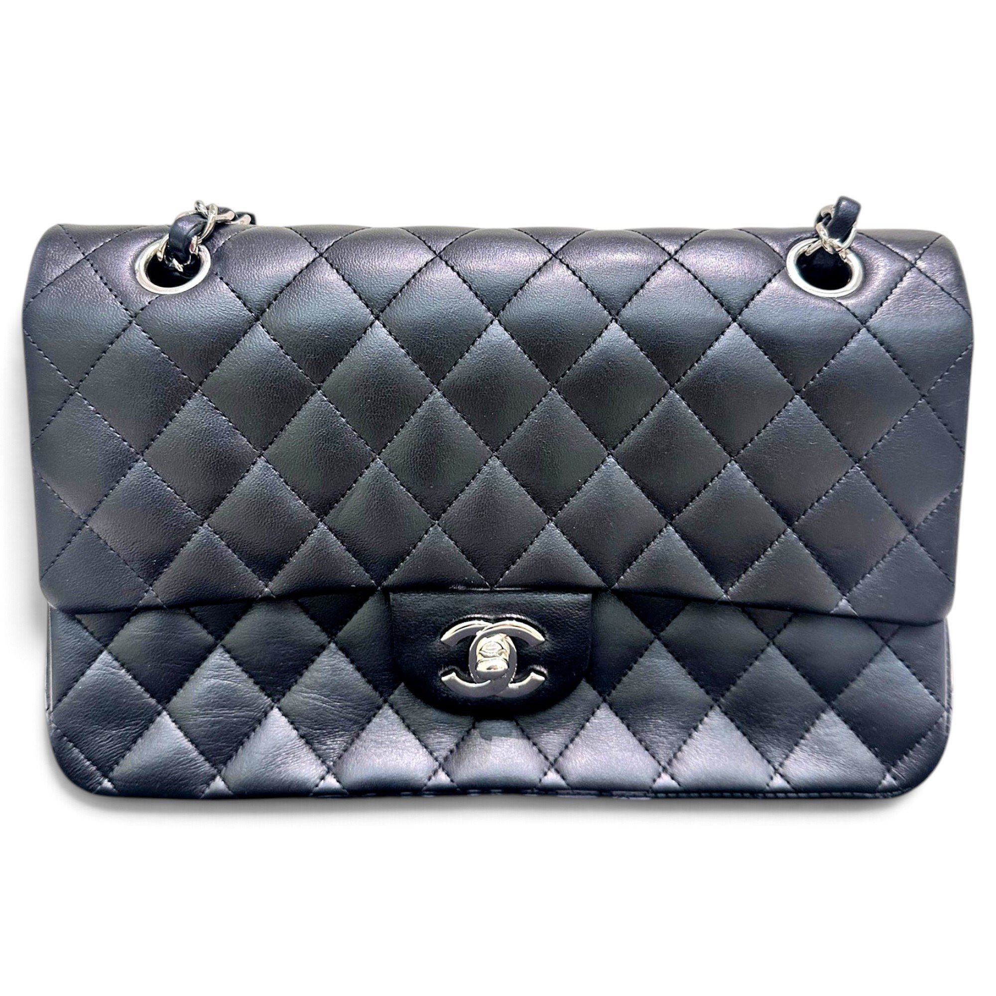 Timeless/Classique leather crossbody bag