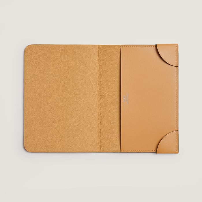 Paille Coins De Malle Passport Holder