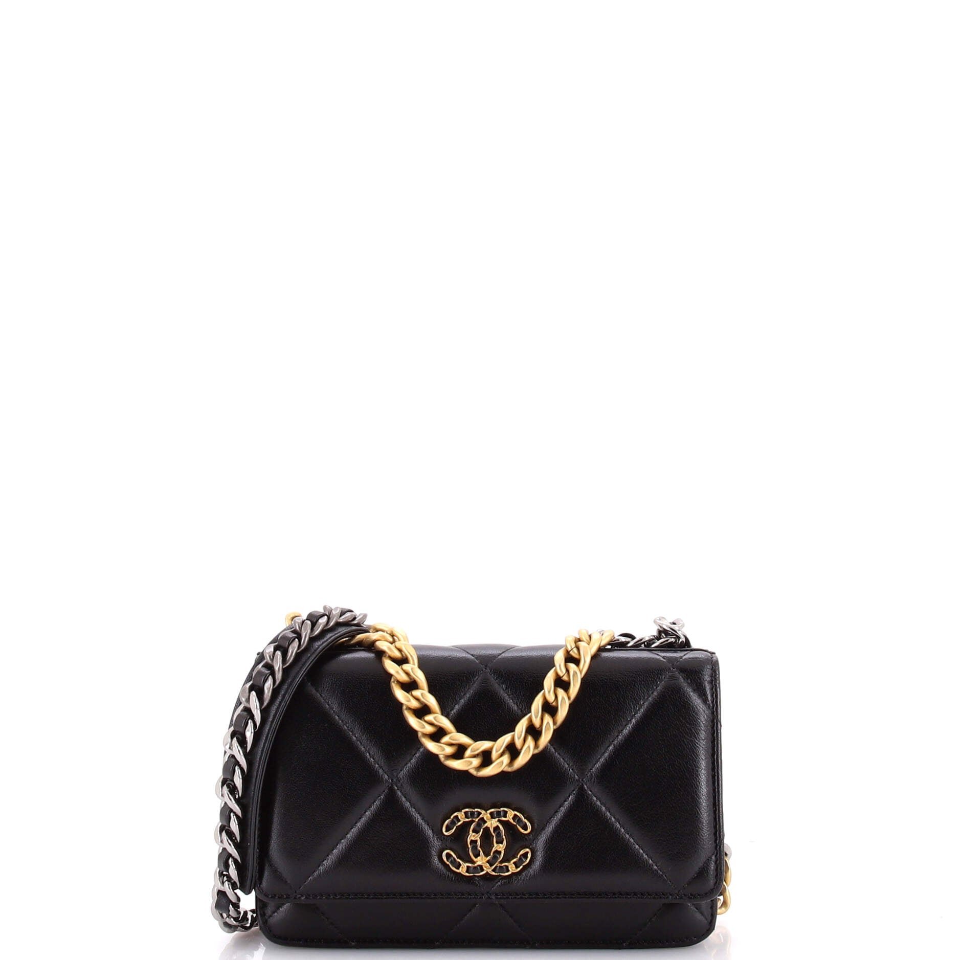 19 Wallet on Chain Quilted Lambskin