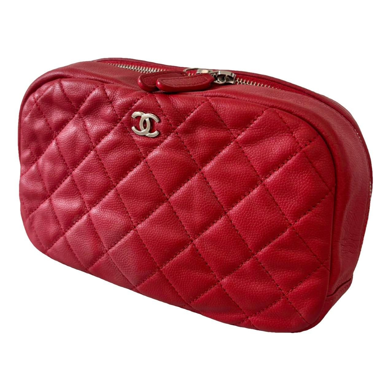 Leather clutch bag