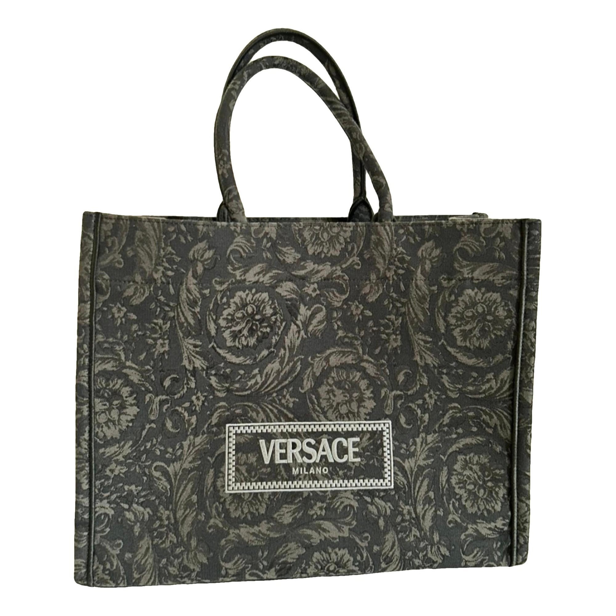 Tote