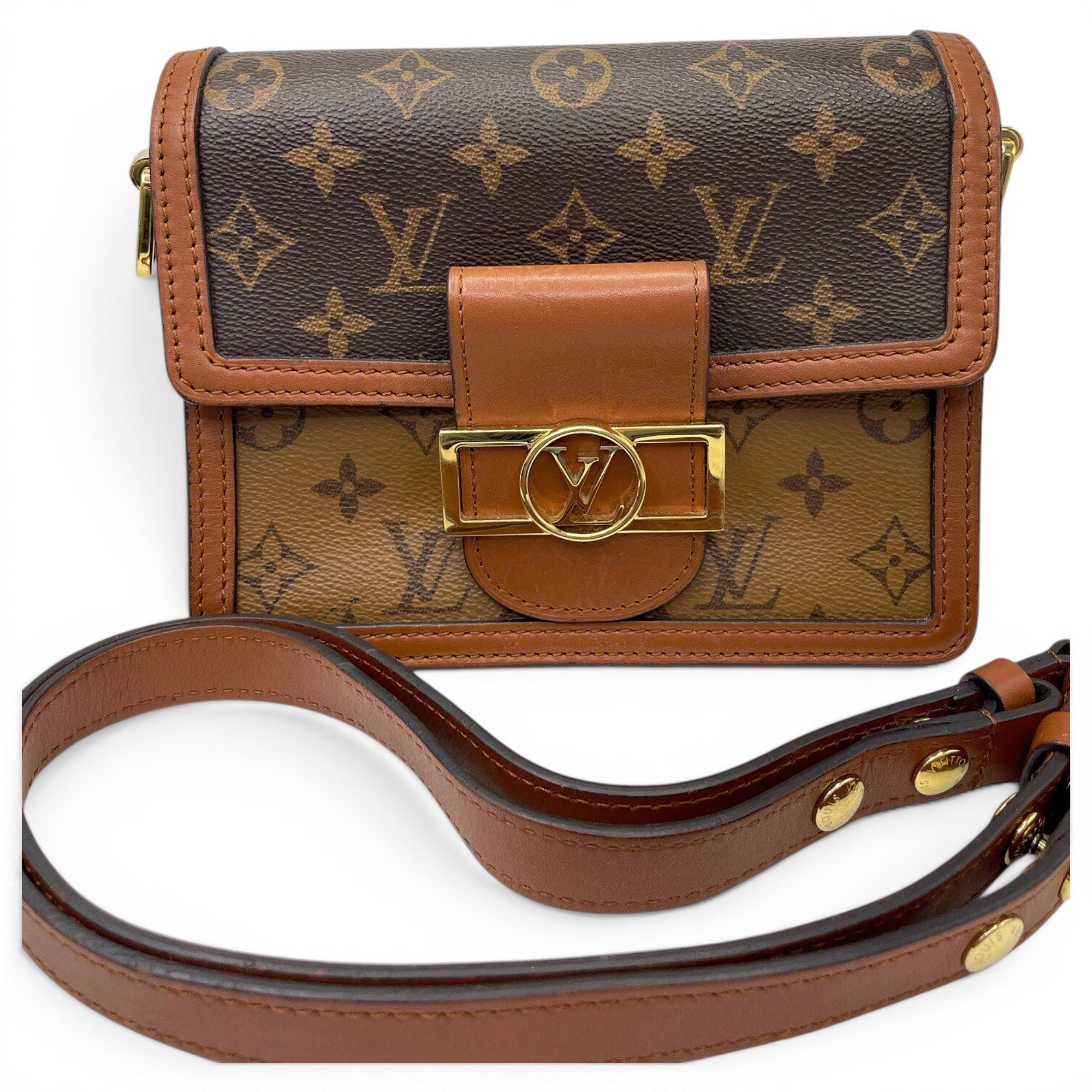 Dauphine leather handbag
