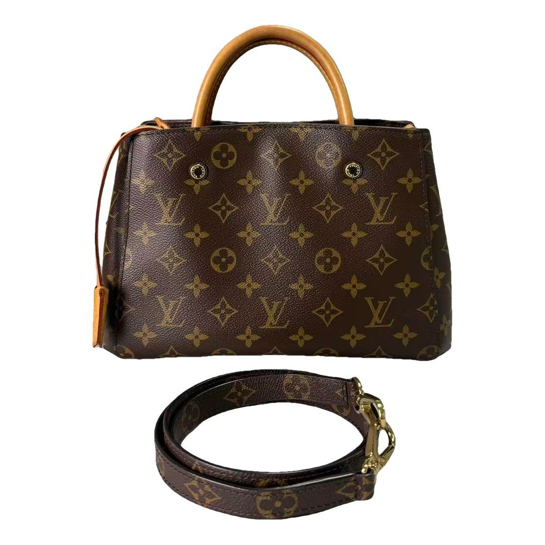 Montaigne leather handbag