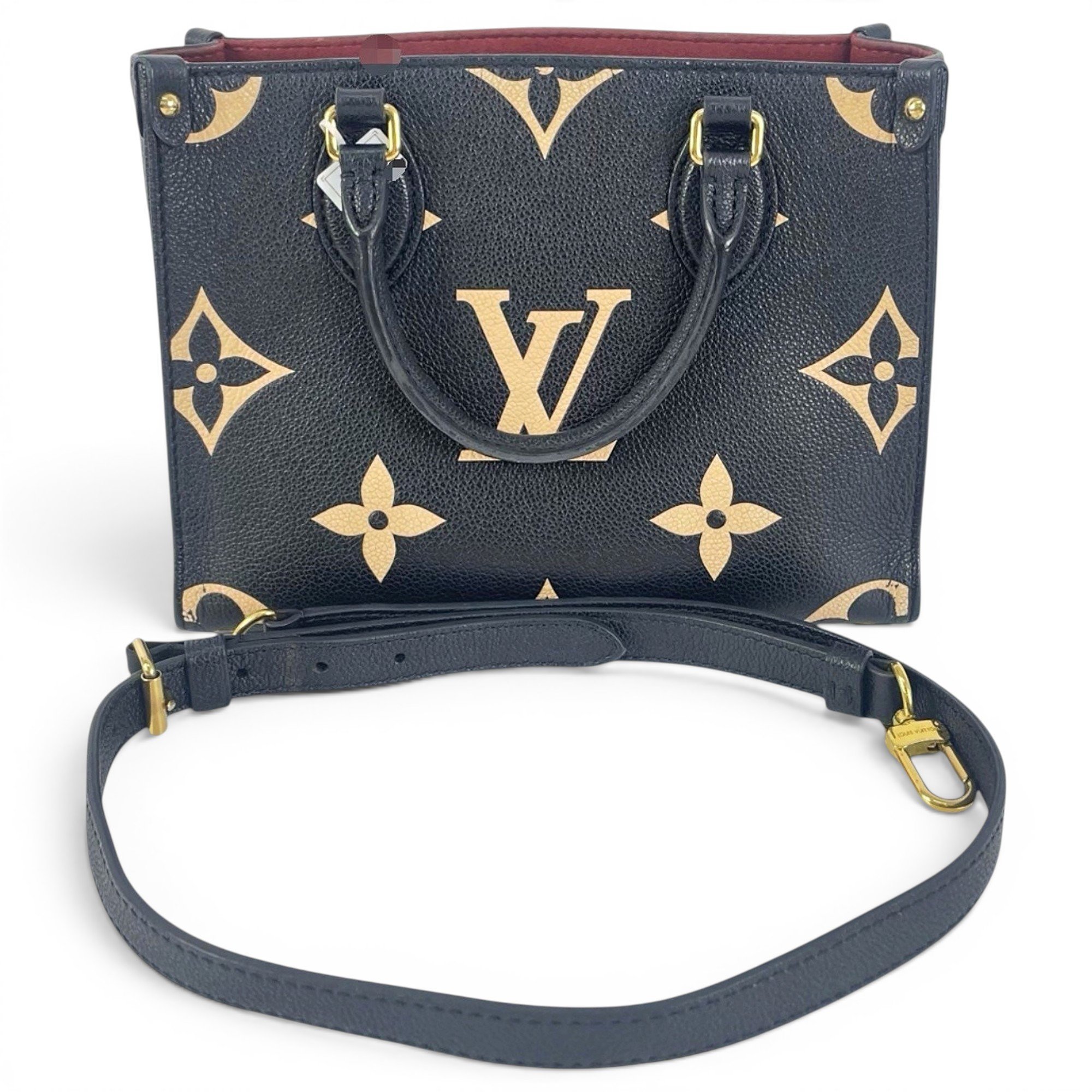 Onthego leather handbag