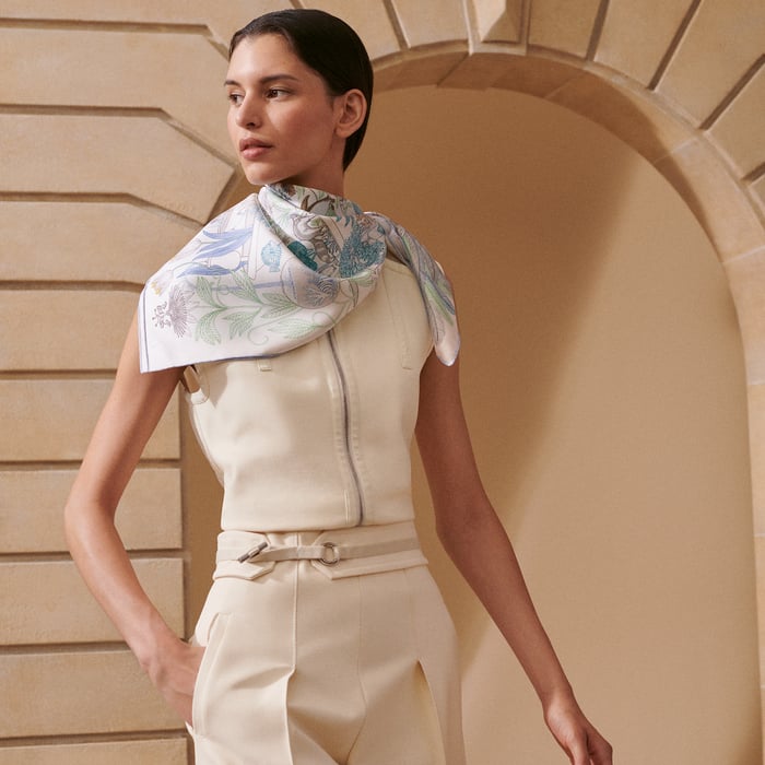 Precious Paradise Scarf 90