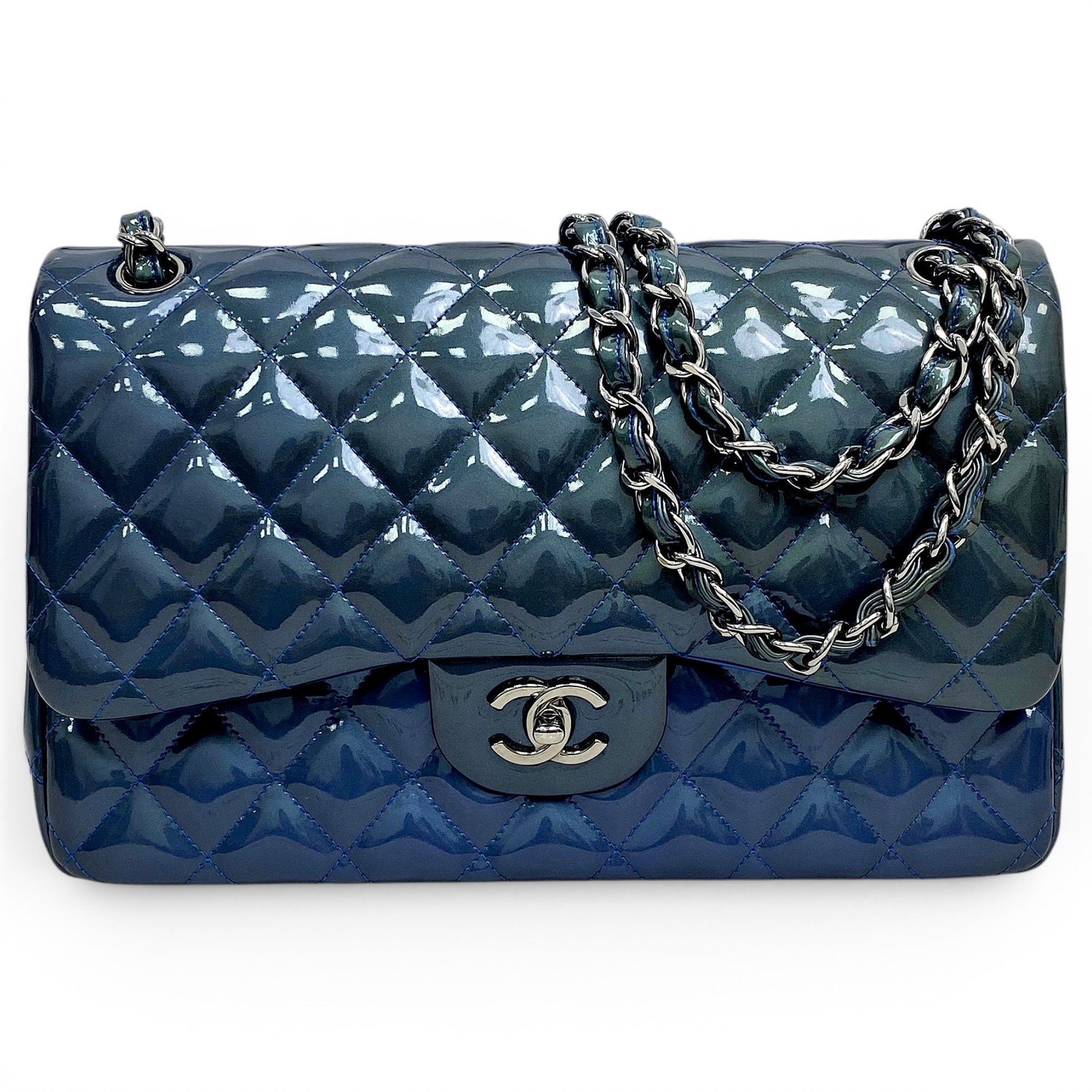 Timeless/Classique patent leather handbag