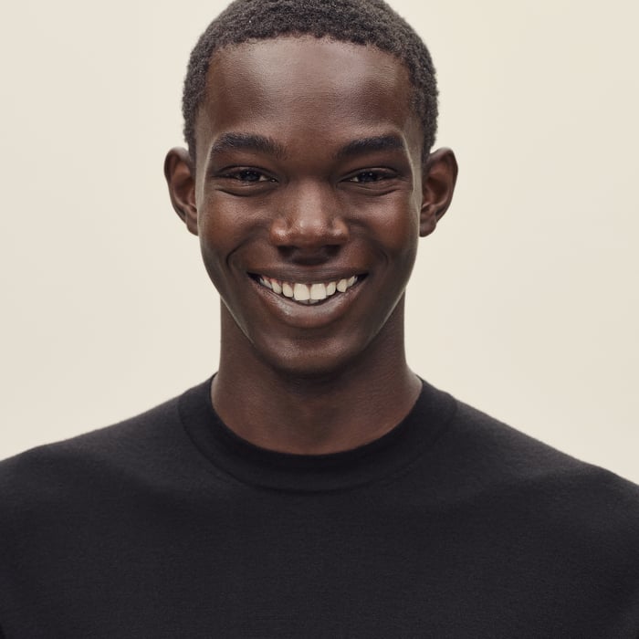 Noir "Detail H" Crewneck Sweater