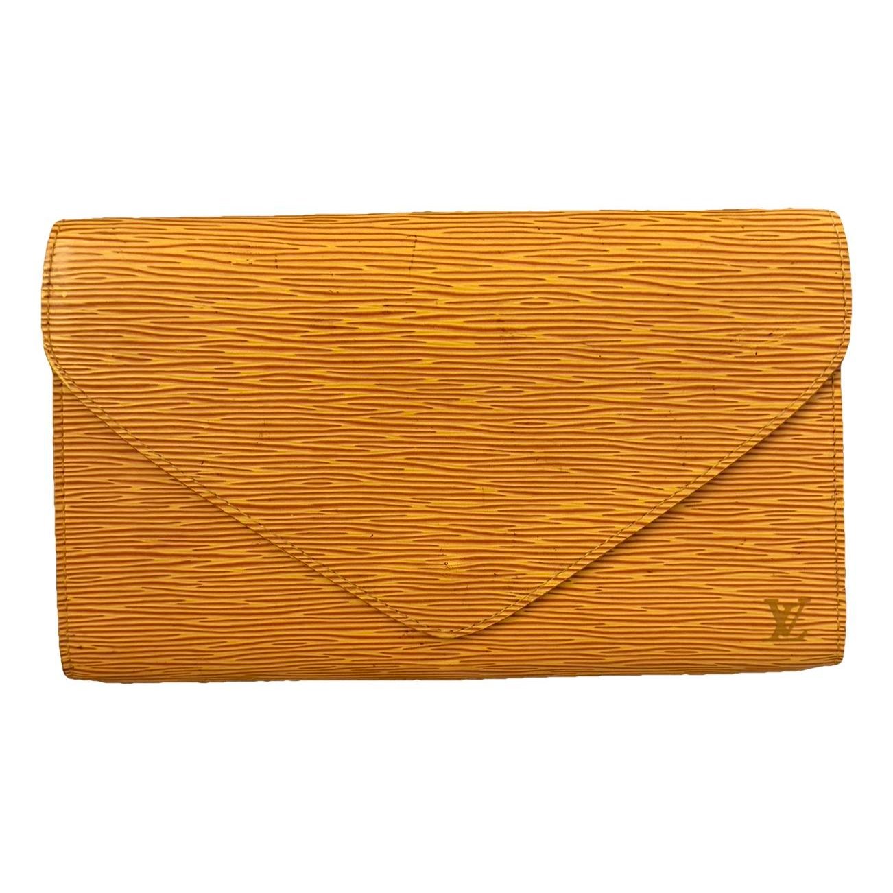 Leather clutch bag