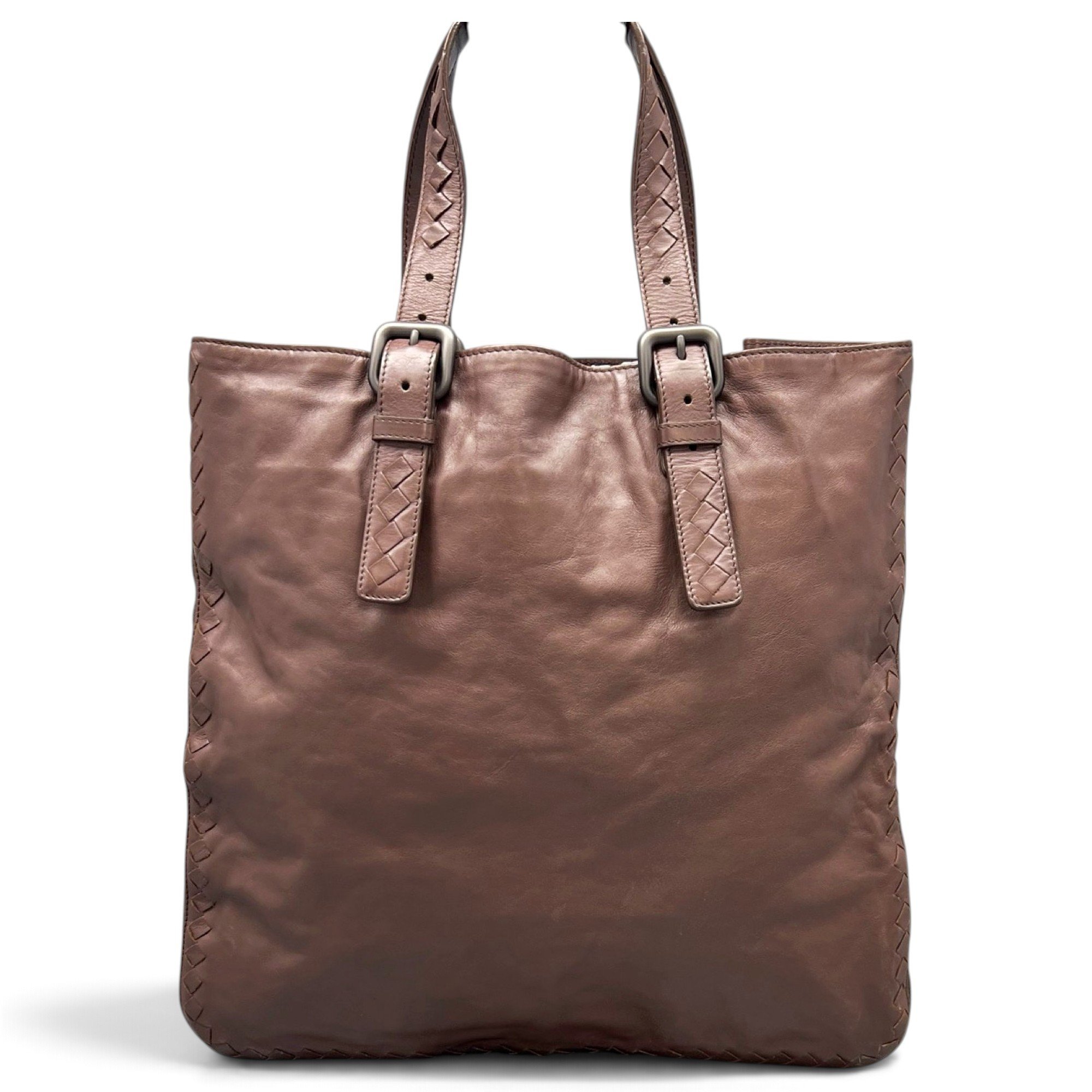 Leather tote