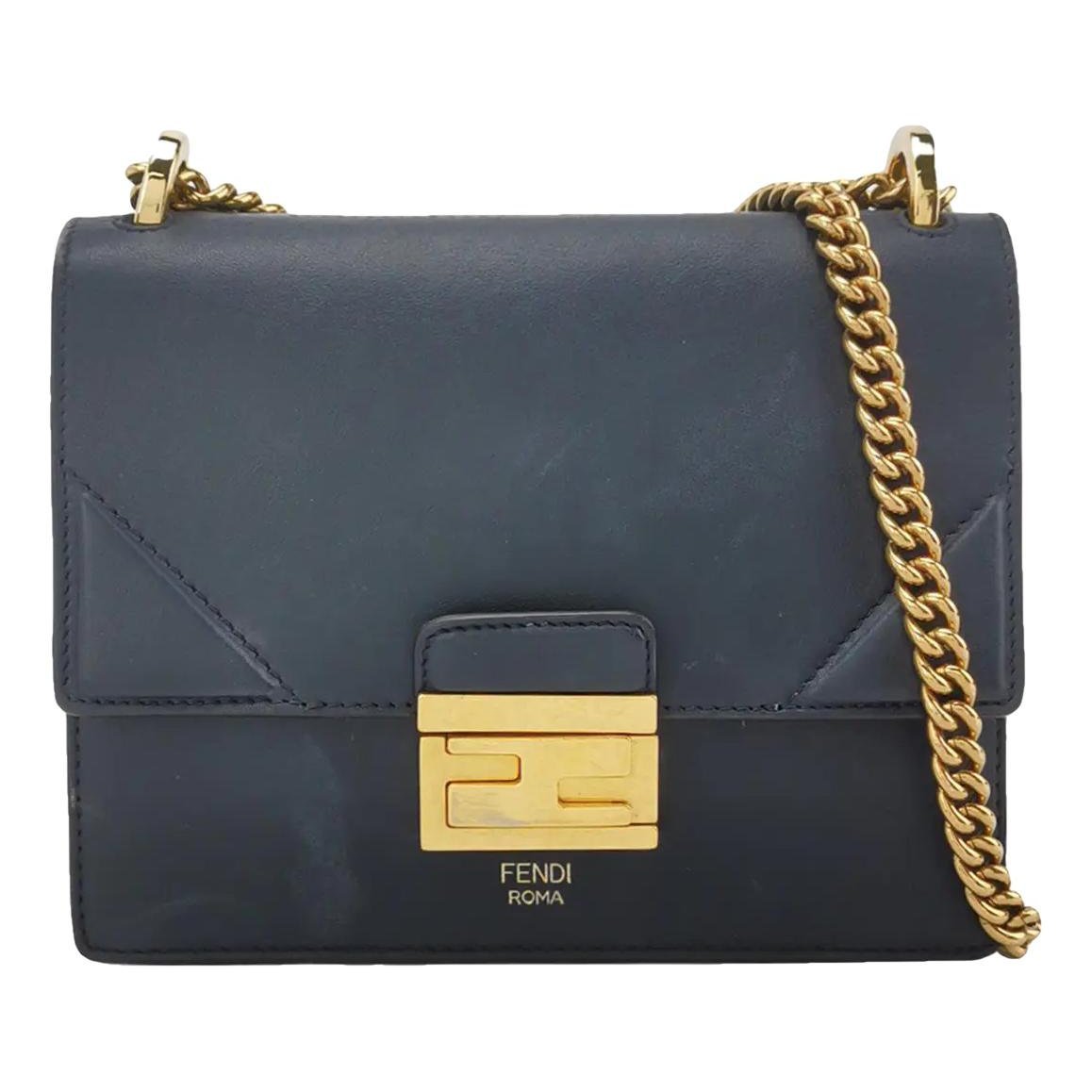Kan U leather handbag