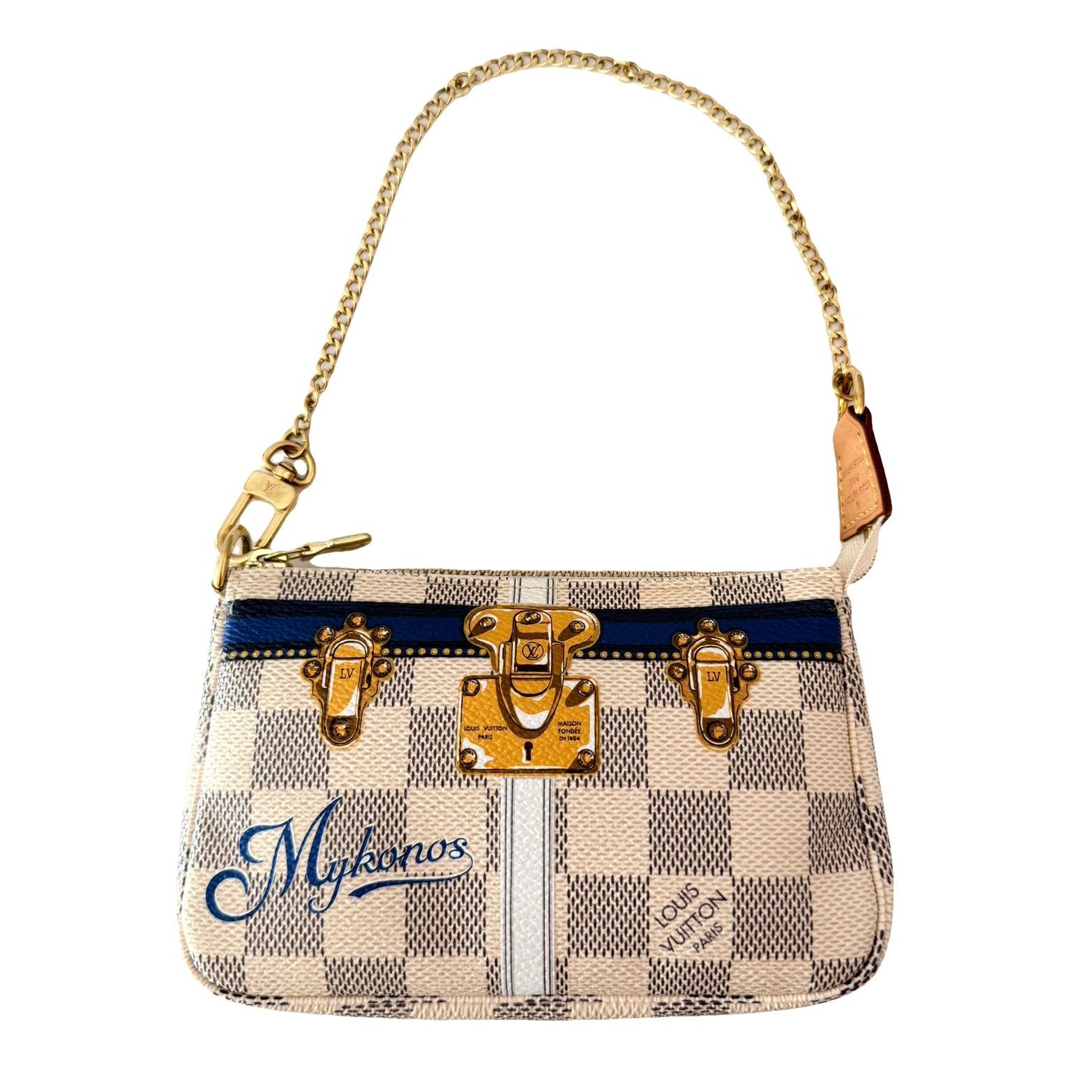 Pochette Accessoire leather handbag