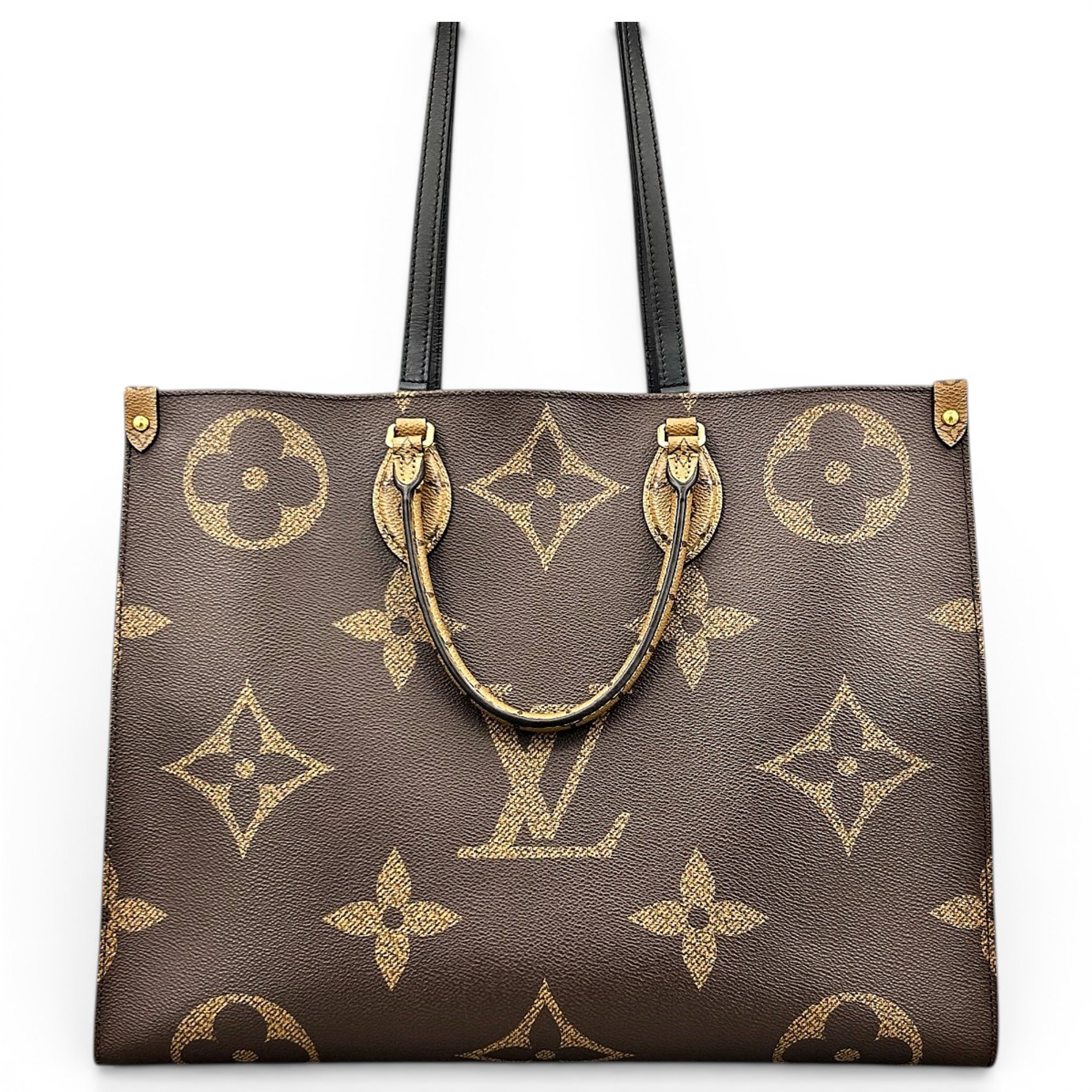 Onthego leather handbag