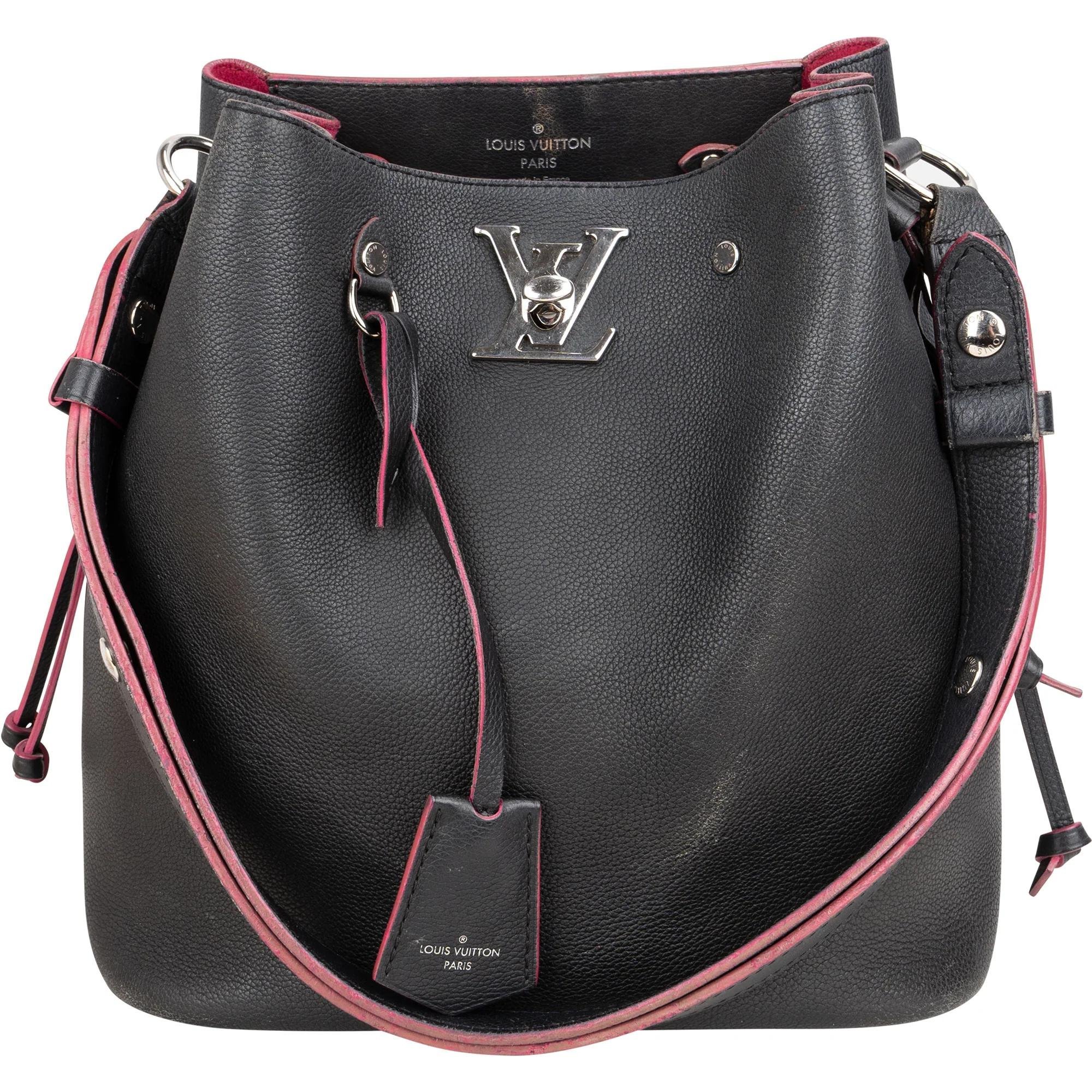 Lockme Bucket leather handbag