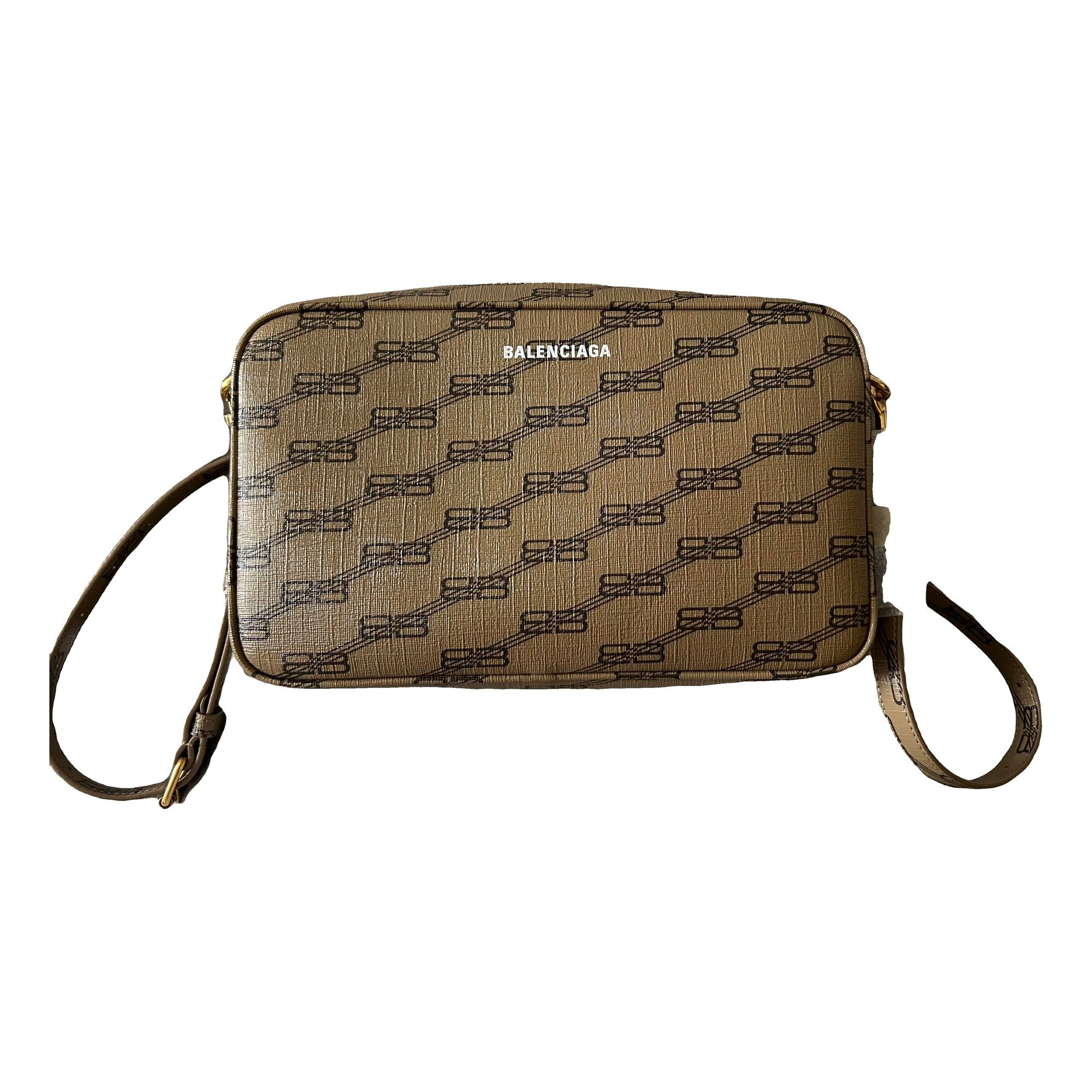 Everyday leather crossbody bag