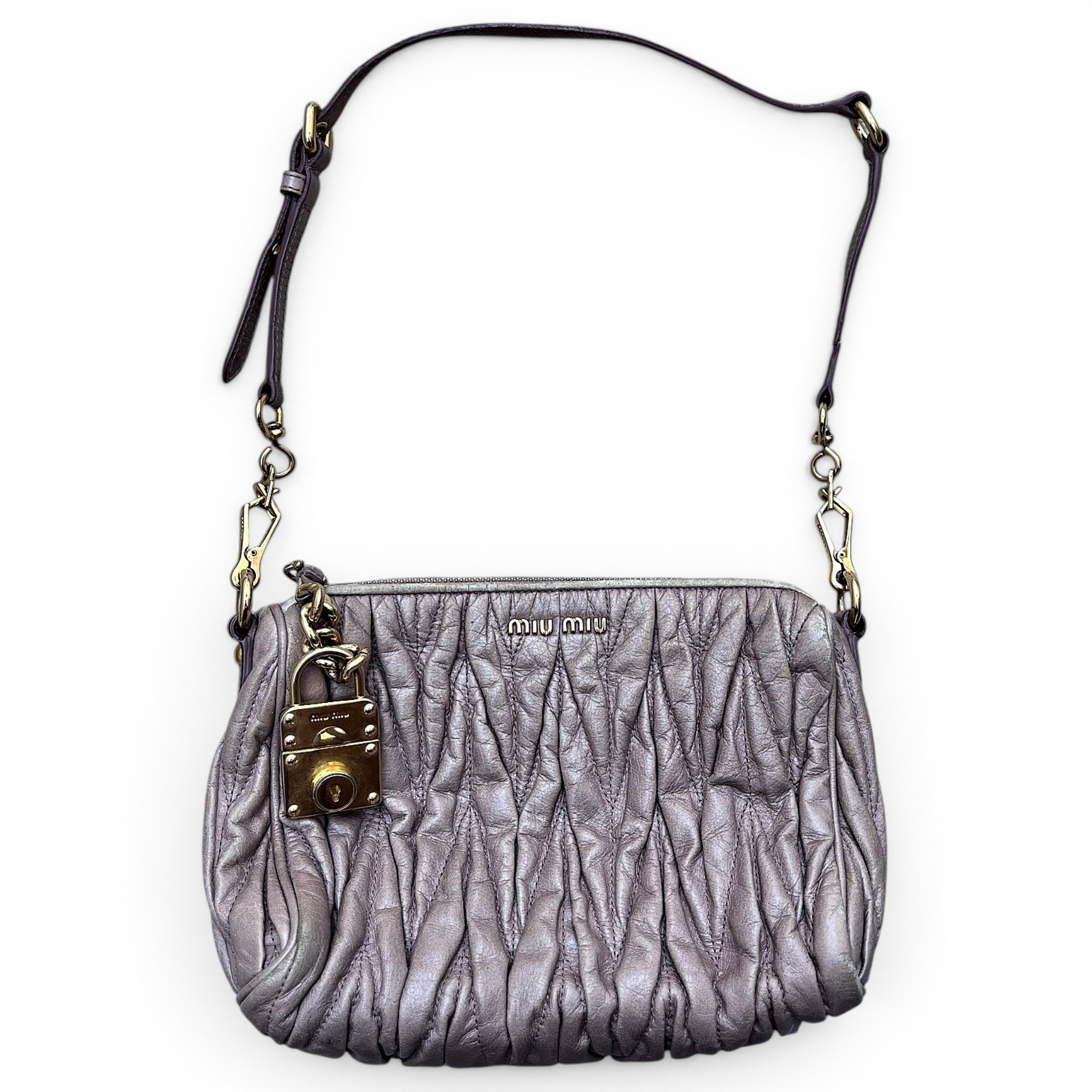 Matelassé leather handbag