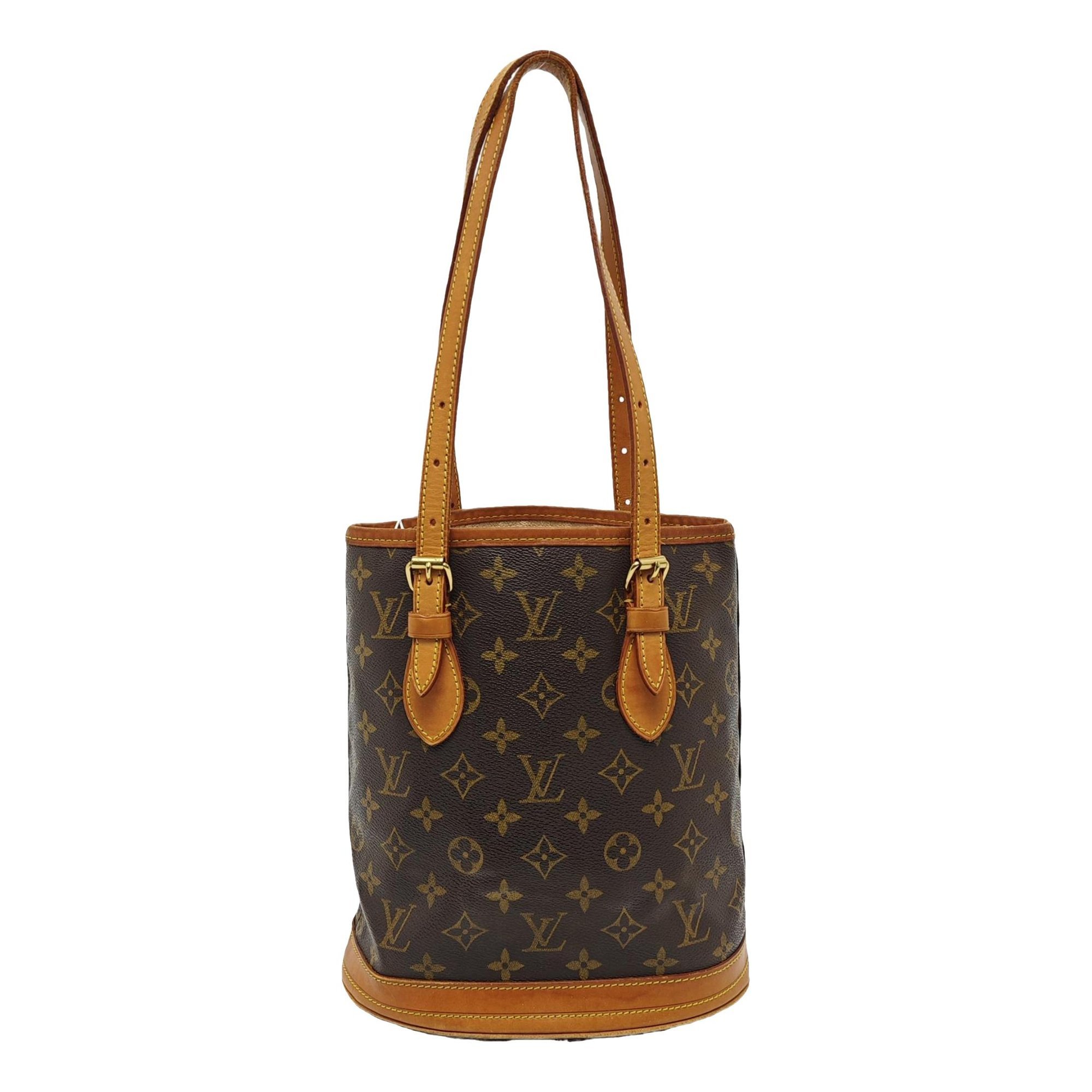 Bucket leather handbag