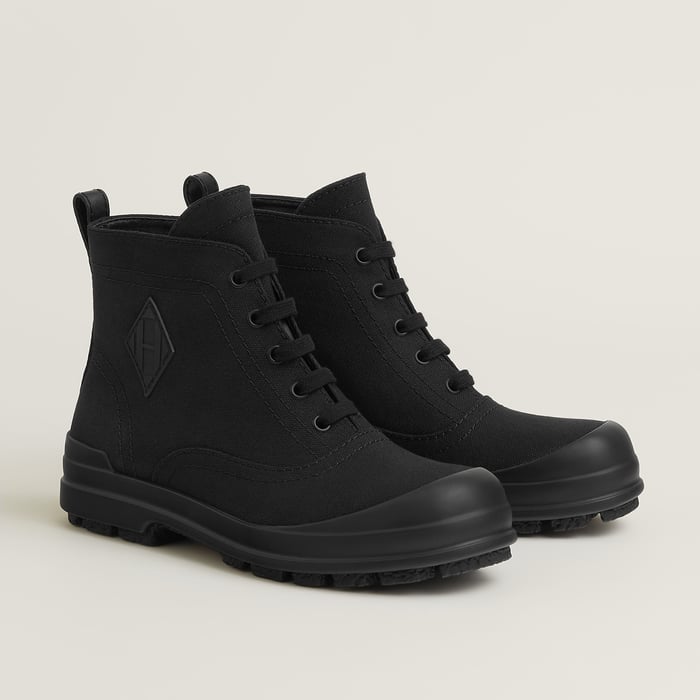 Noir Kooler Ankle Boot