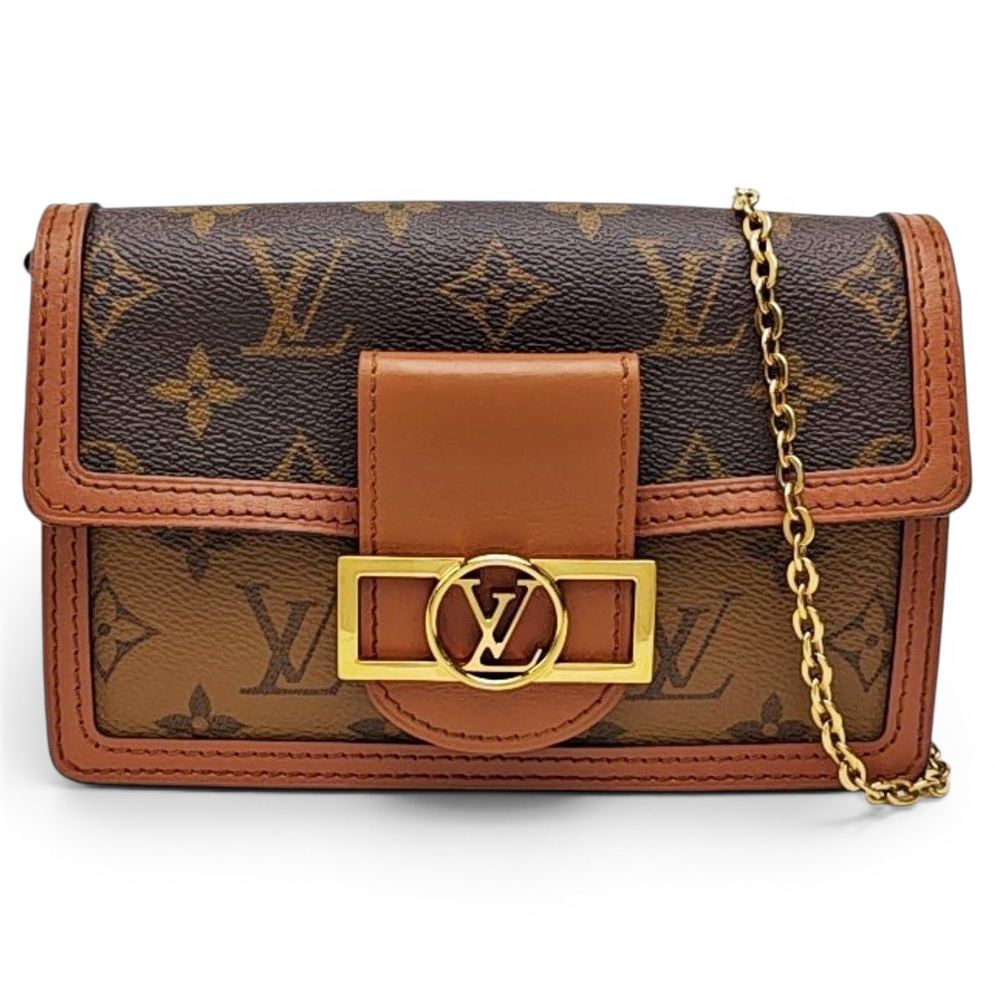 Dauphine leather handbag