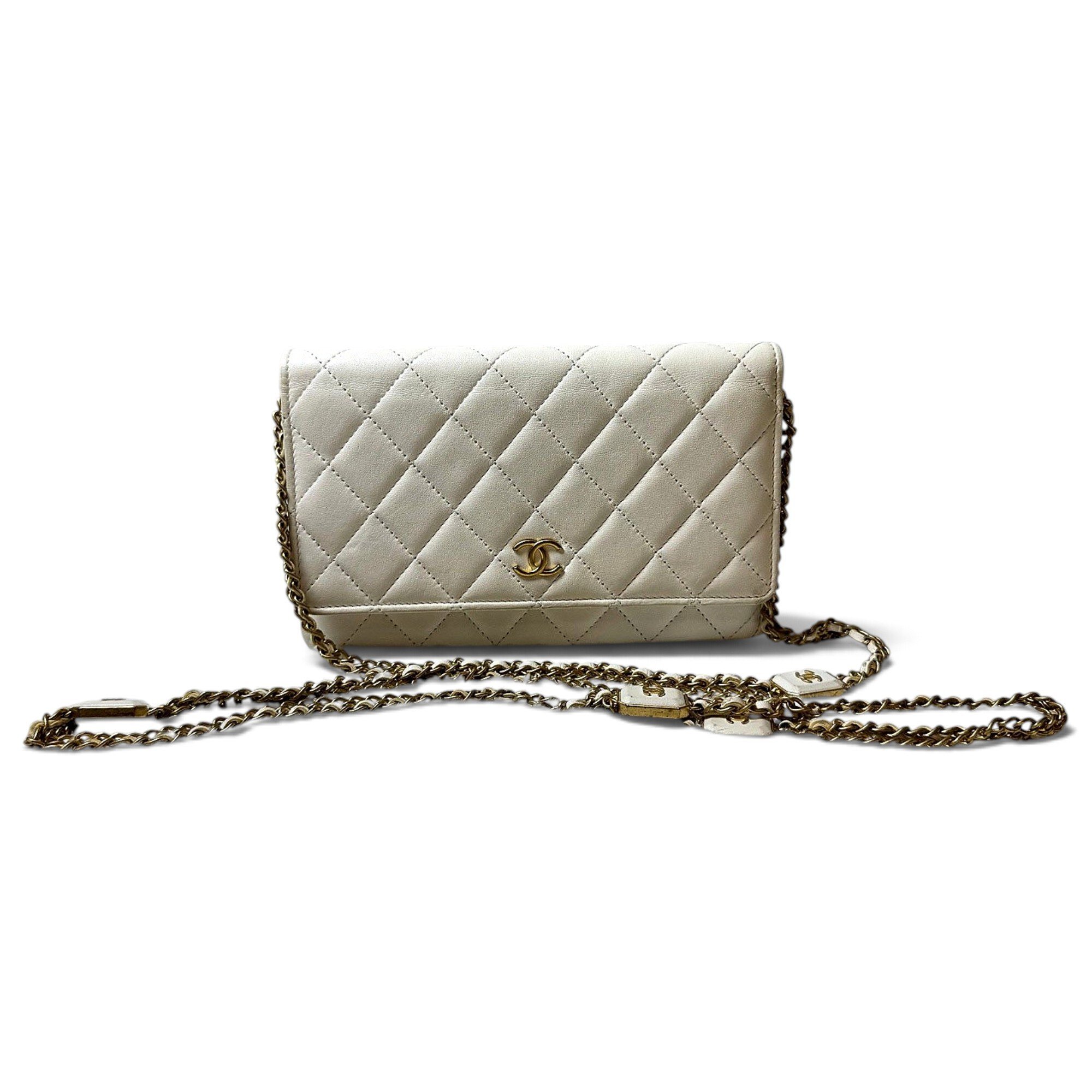 Wallet On Chain Timeless/Classique leather crossbody bag