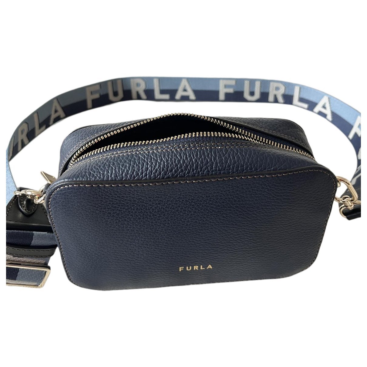 Leather crossbody bag