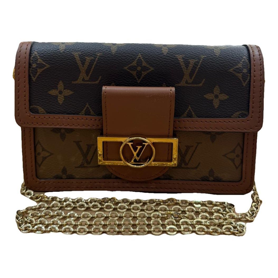 Dauphine Chain Wallet leather handbag