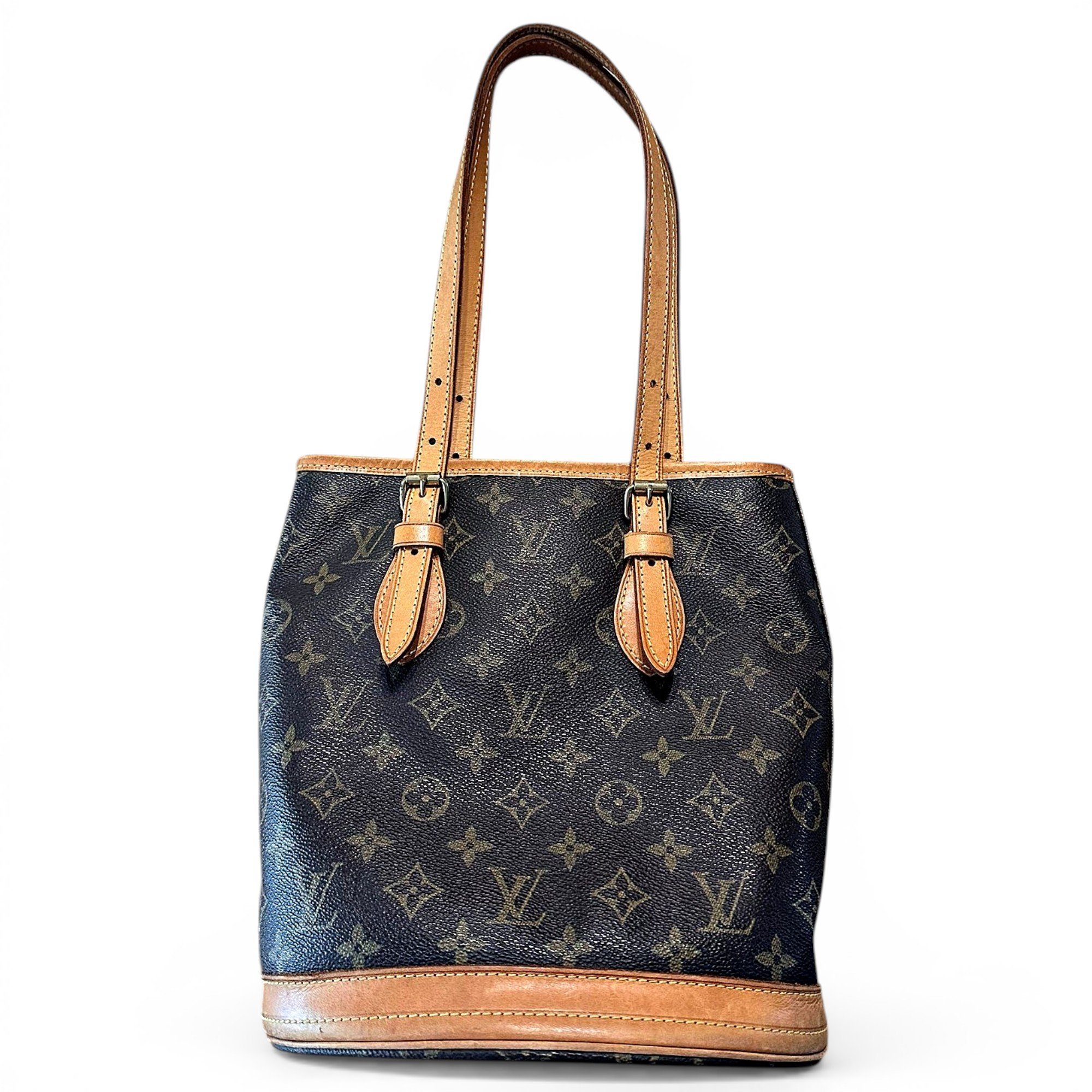 Bucket leather handbag