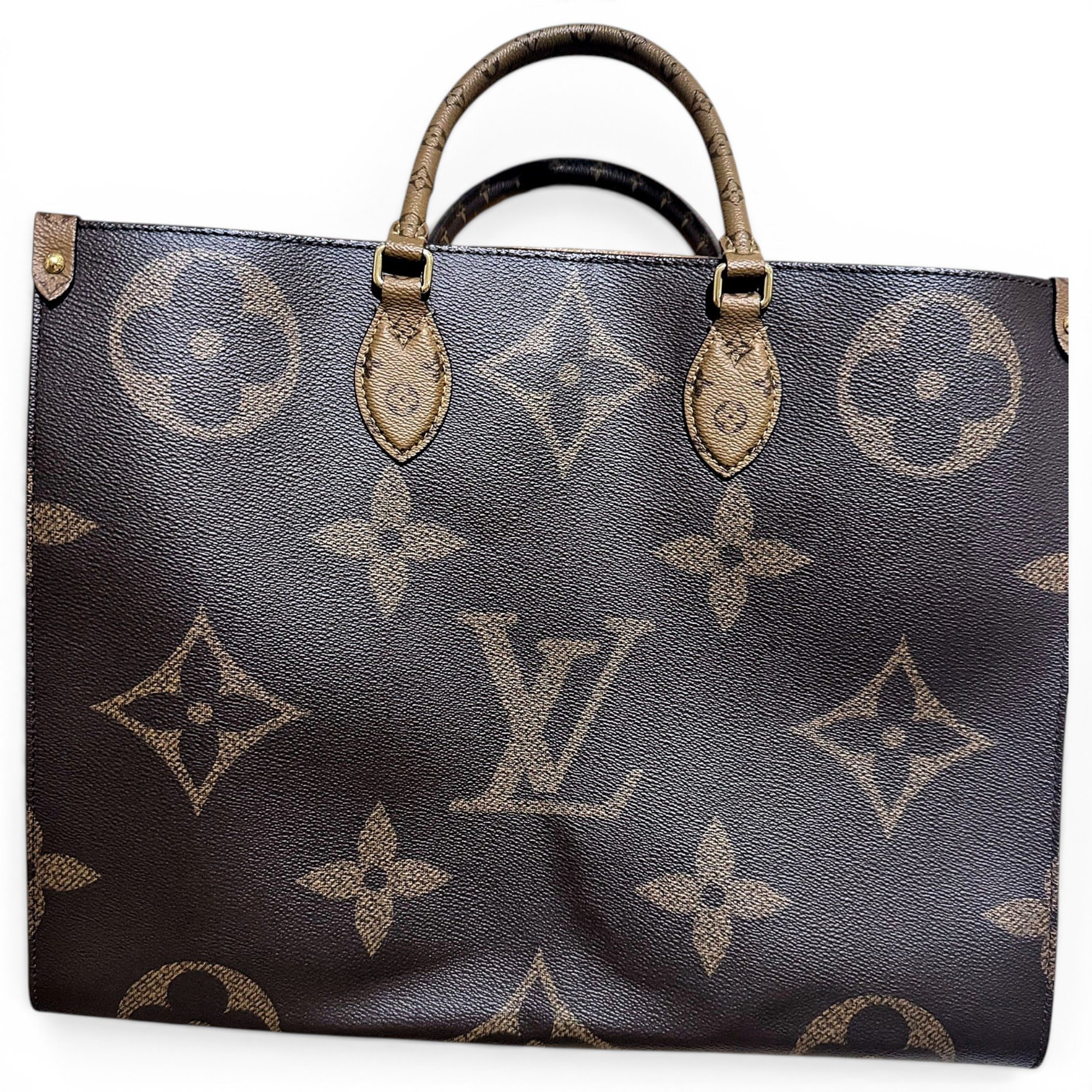 Onthego leather tote
