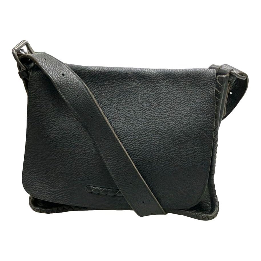 Veneta leather handbag