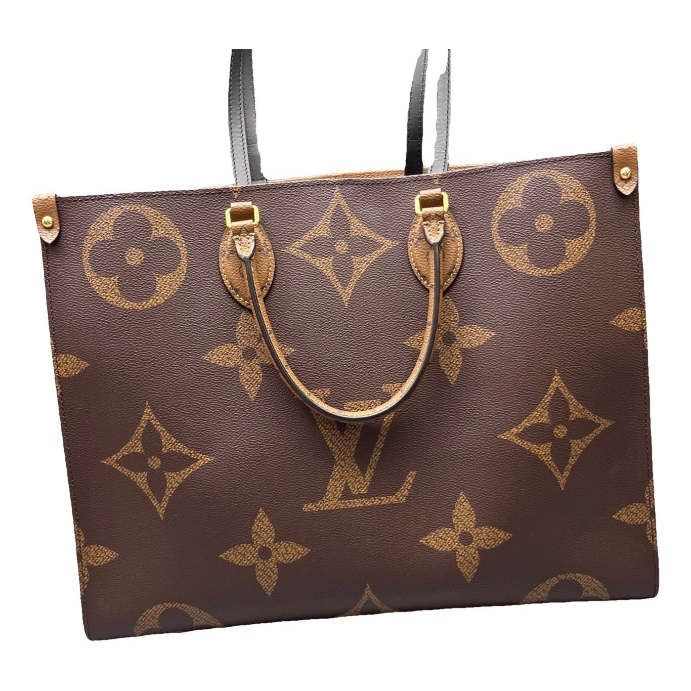 Onthego leather handbag