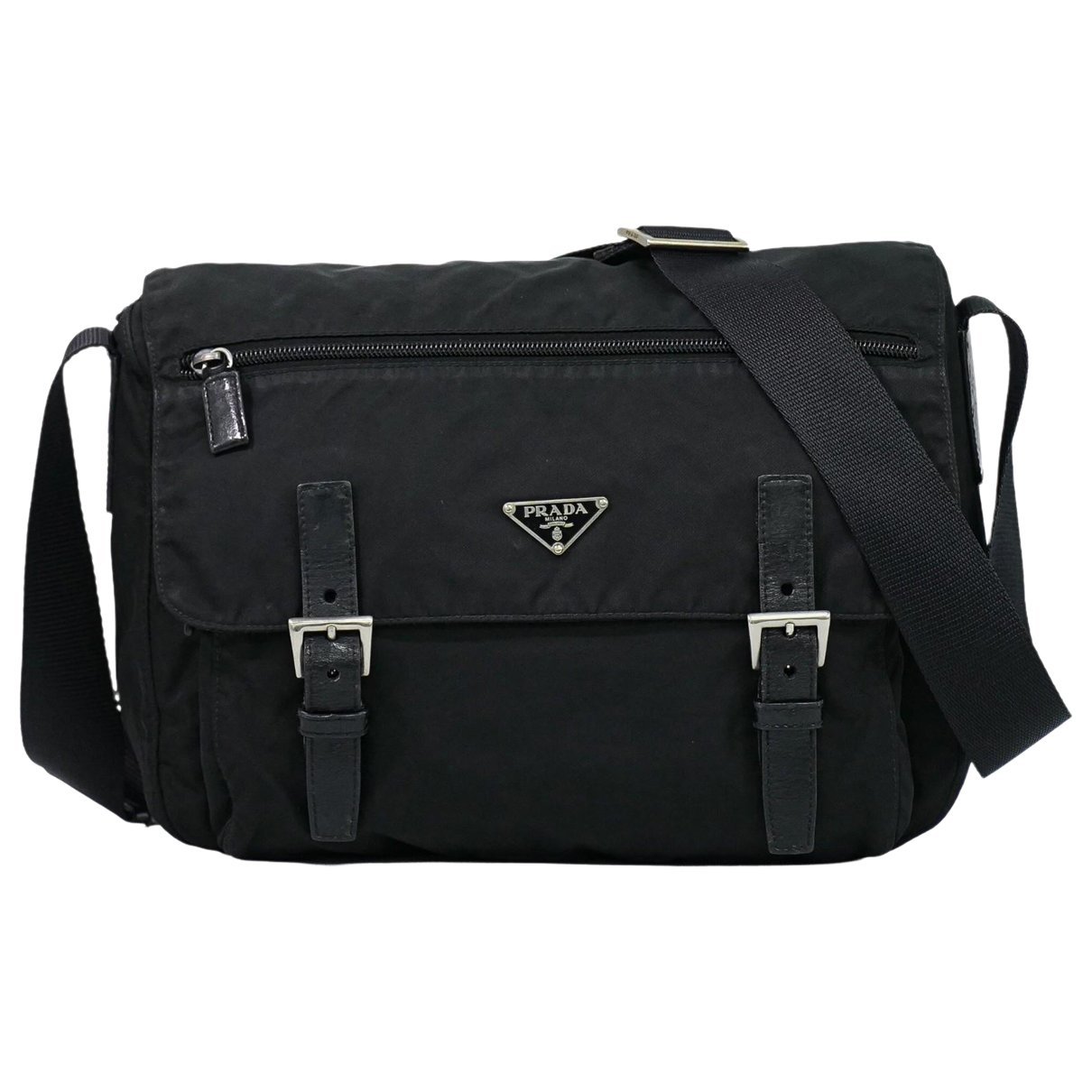Buckle handbag
