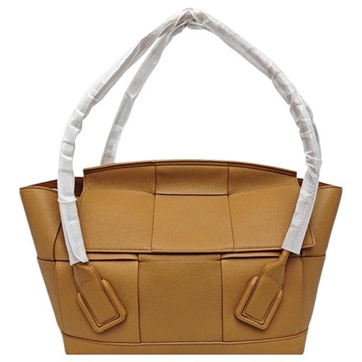 Bottega Veneta Arco leather handbag