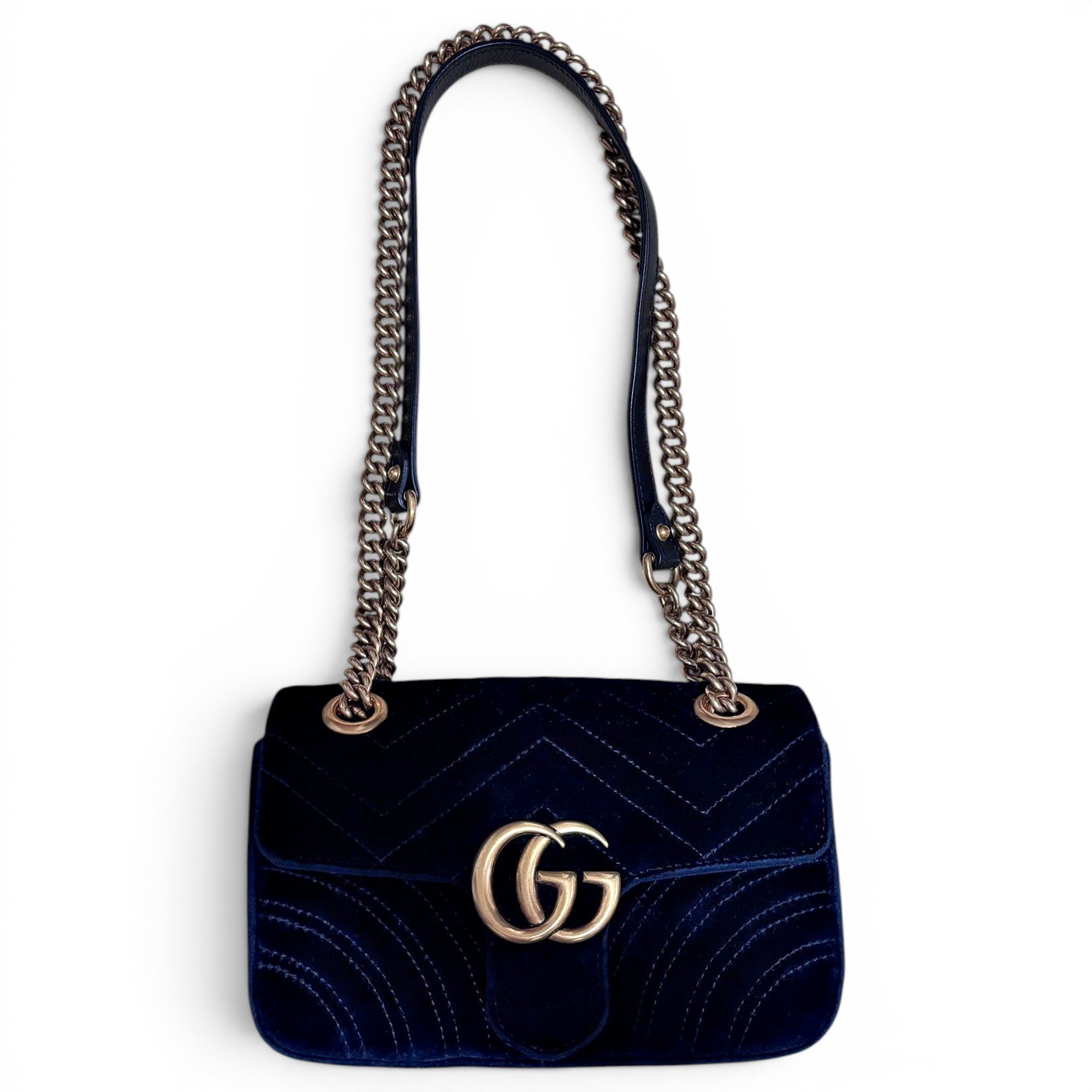 GG Marmont Flap velvet crossbody bag