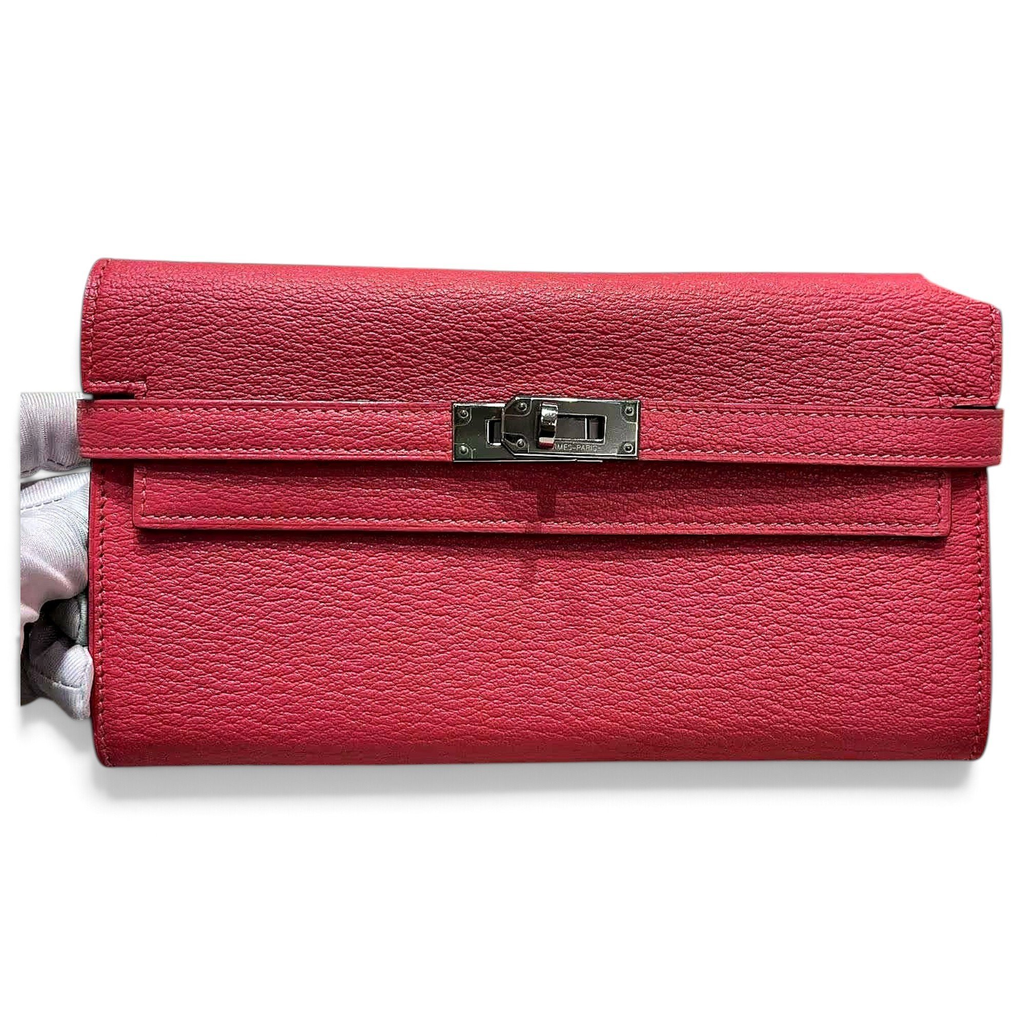 Kelly to go leather clutch bag