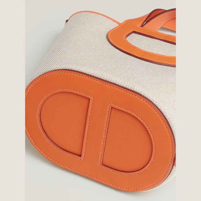 Hermès In-the-loop 18 Bag