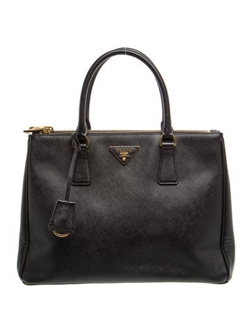 Saffiano Lux Leather Galleria Double Zip Medium